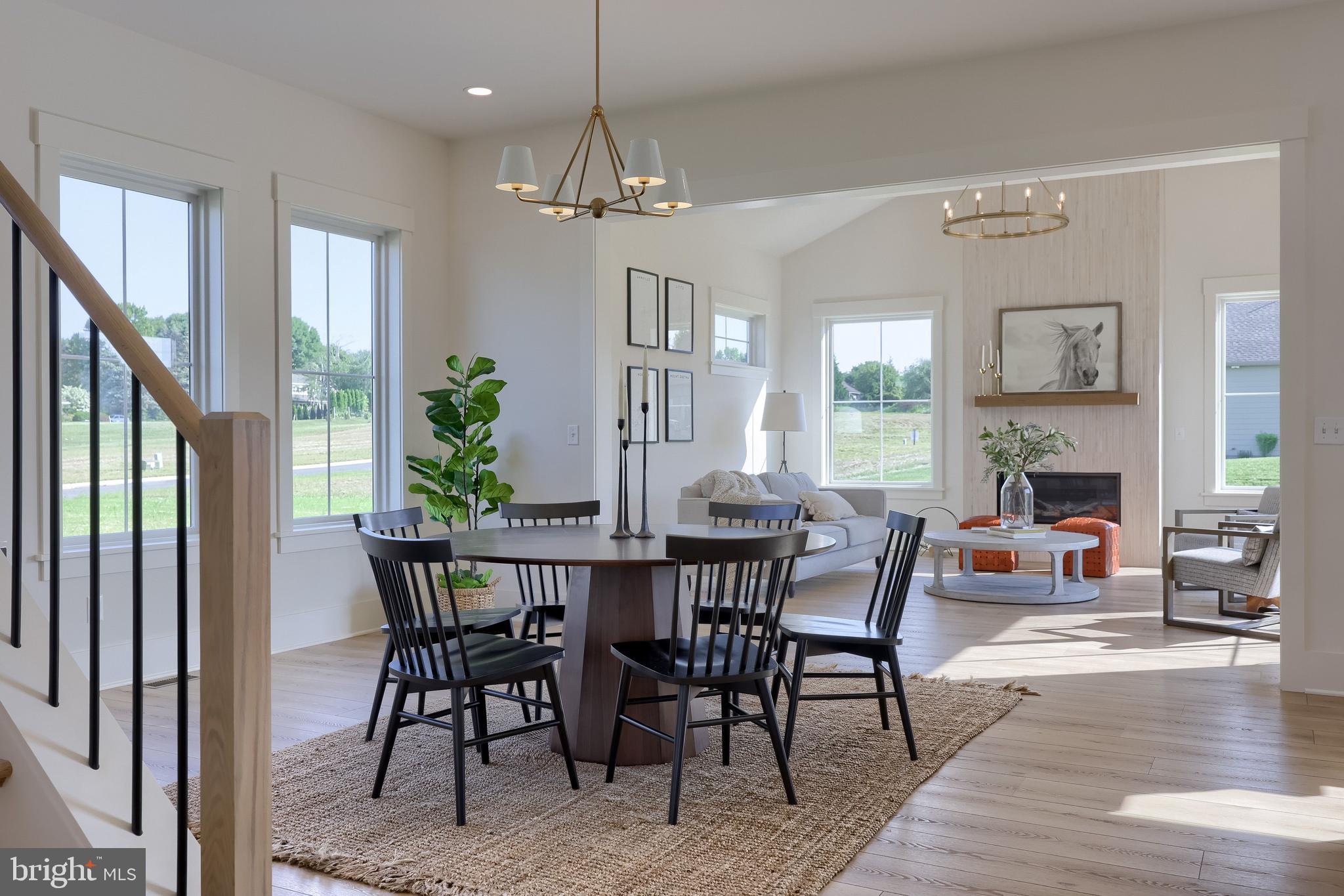 PINEBROOKE - Residential