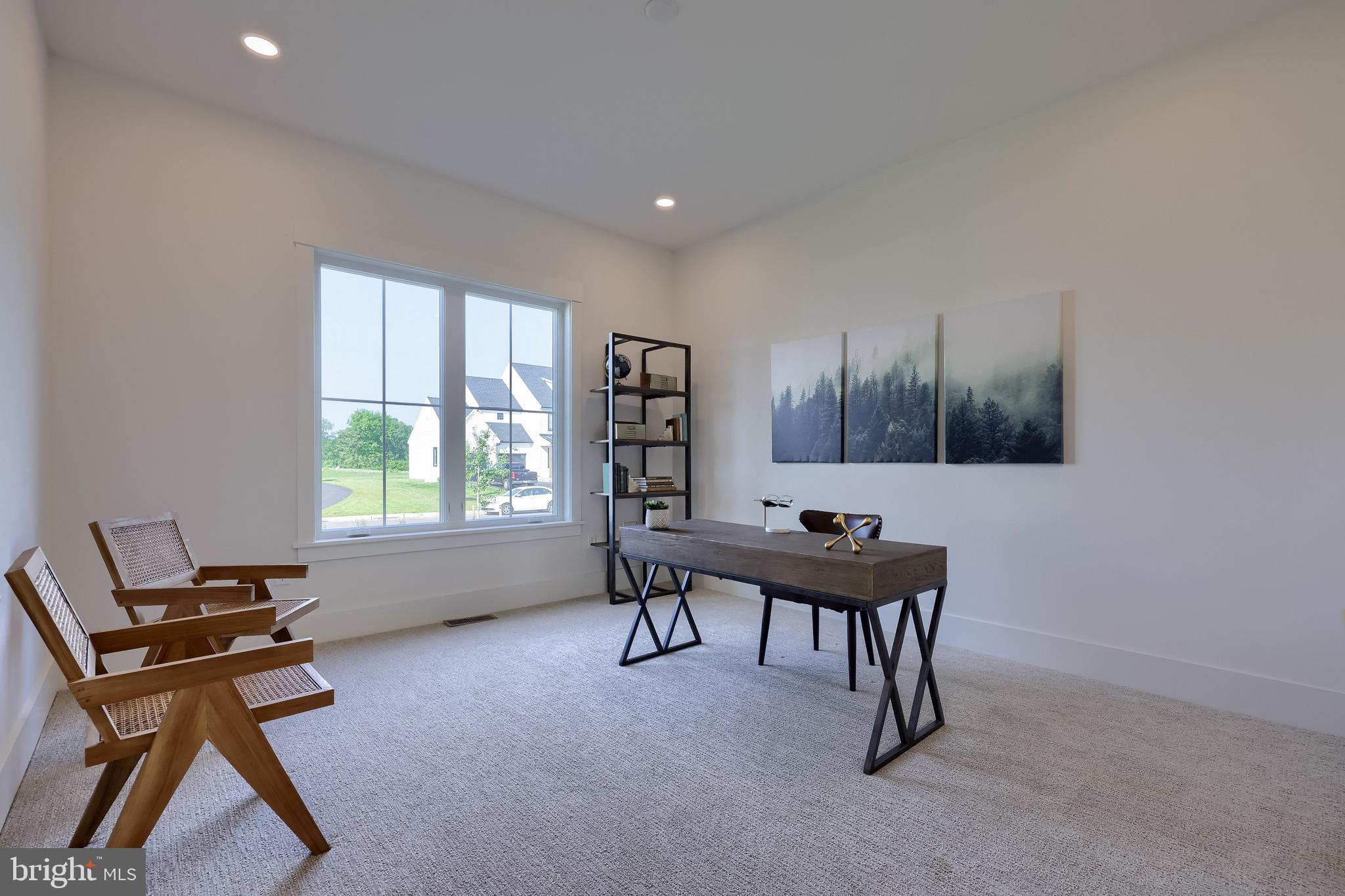 PINEBROOKE - Residential