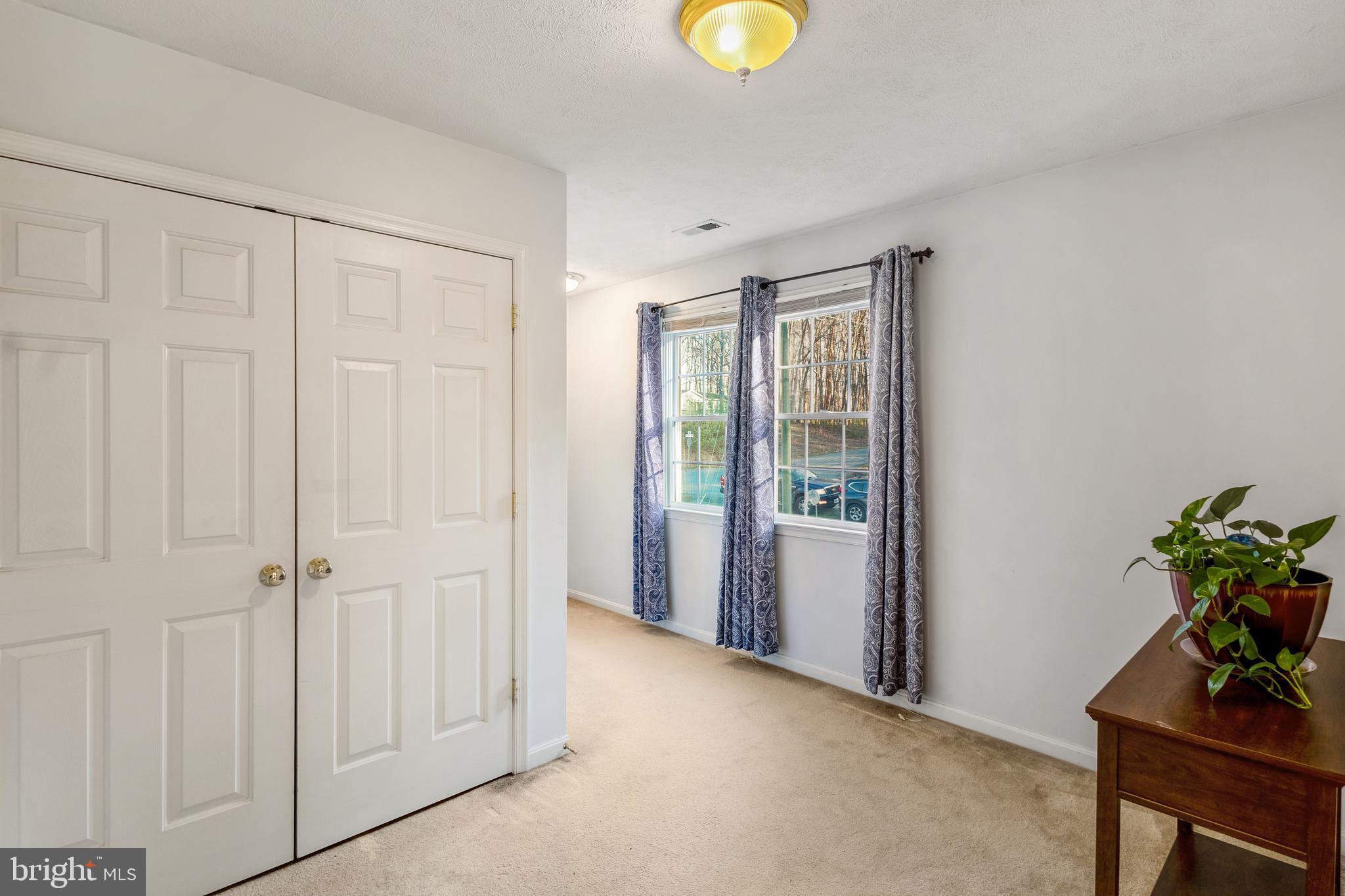 OAKLAND PARK - Residential