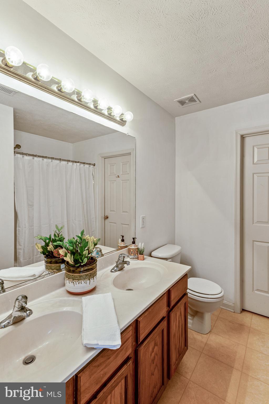 OAKLAND PARK - Residential