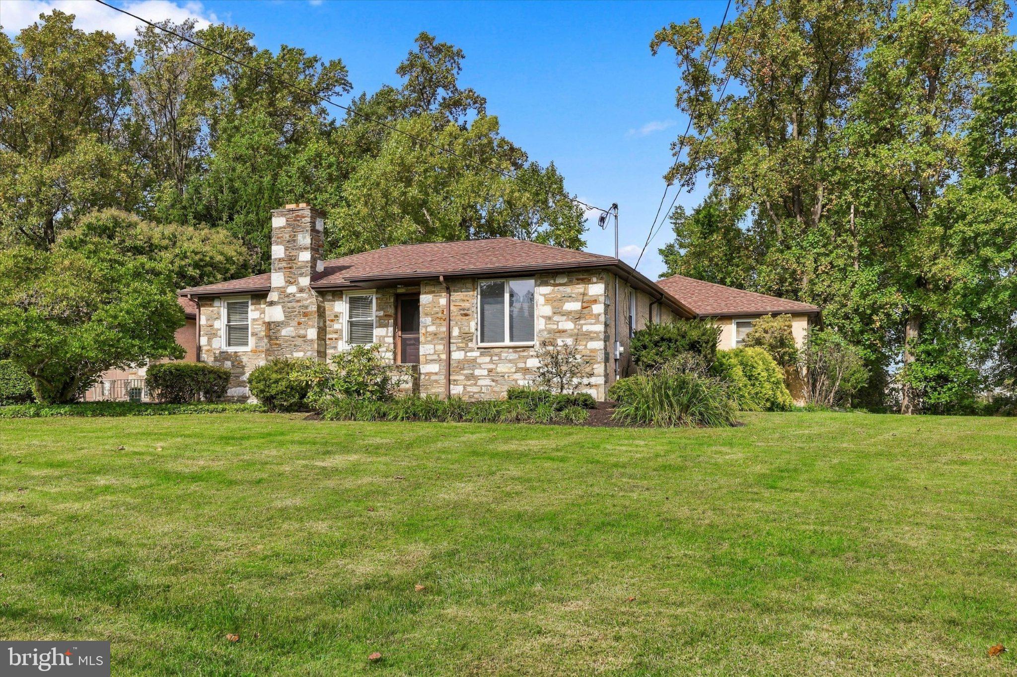711 STRATFORD DRIVE
