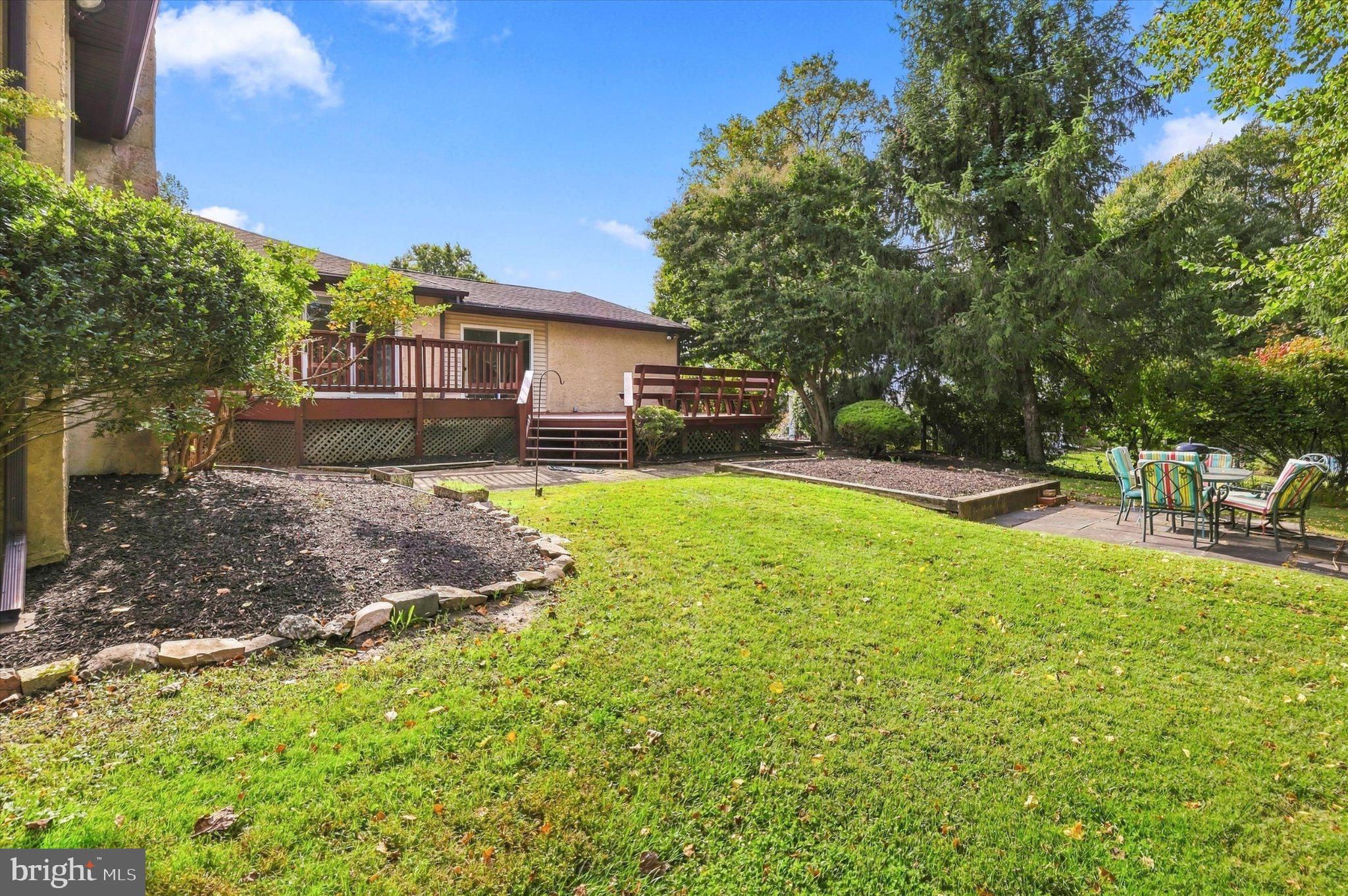 711 STRATFORD DRIVE