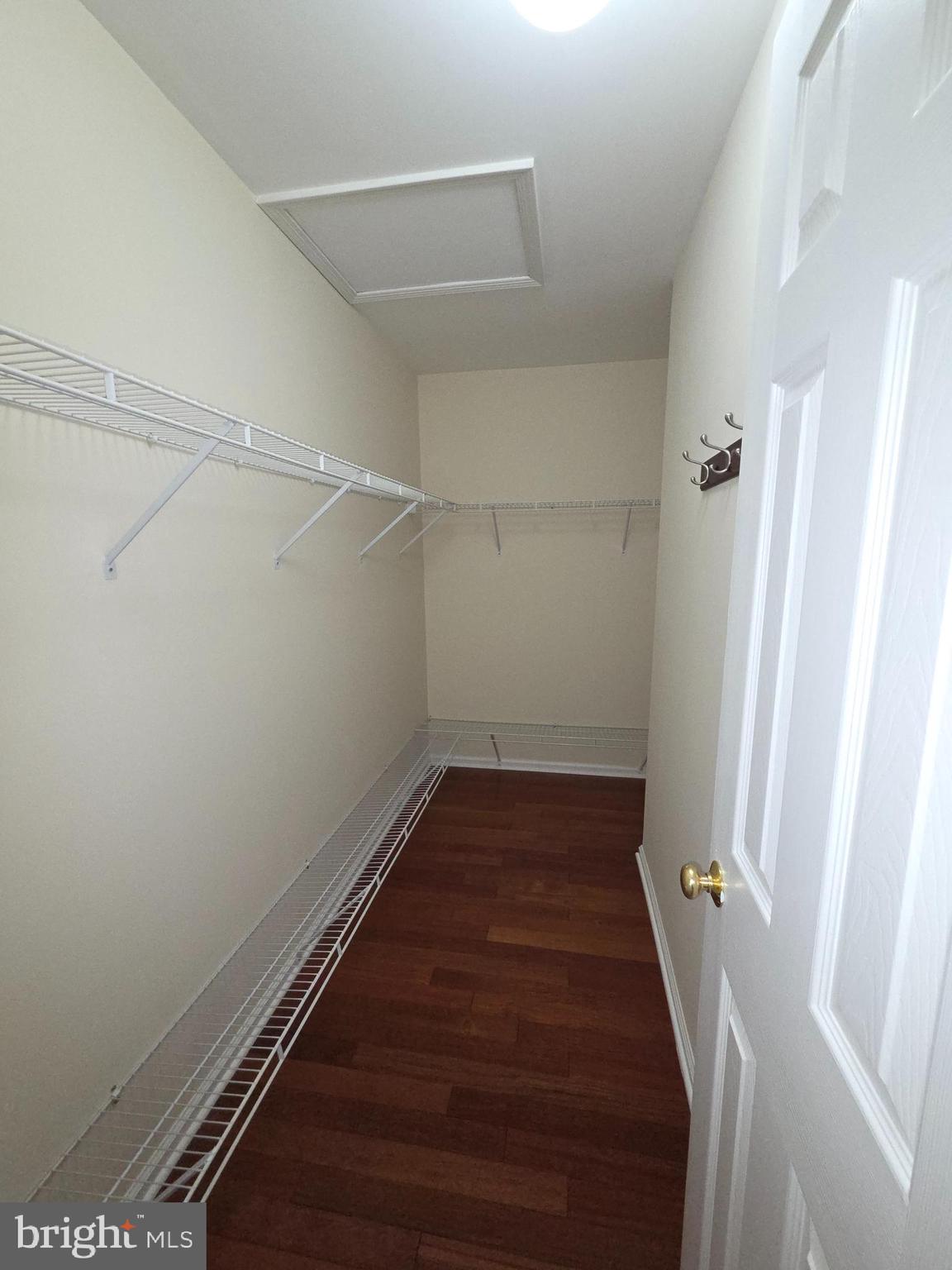 BROOKSTONE - Residential