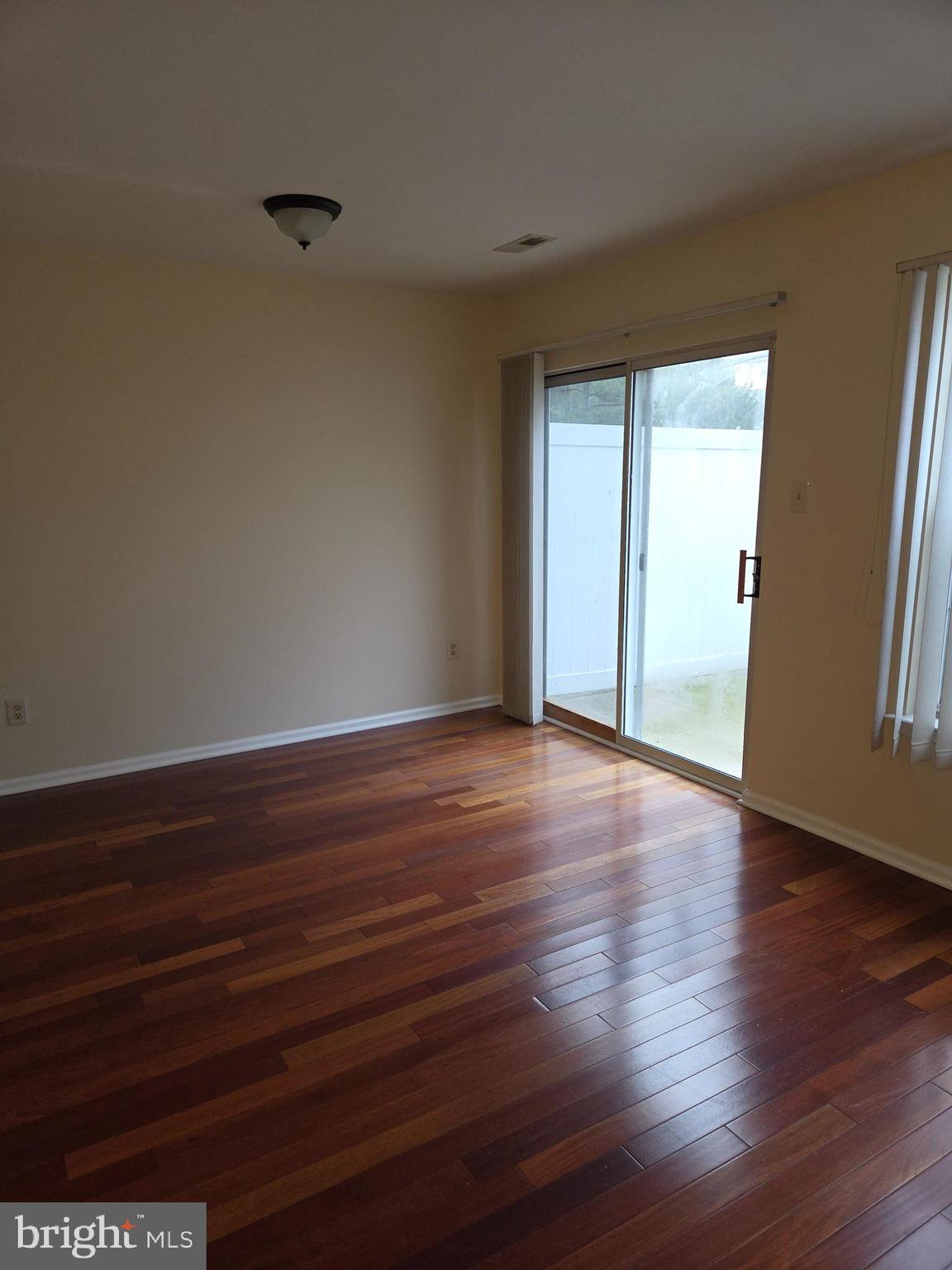 BROOKSTONE - Residential