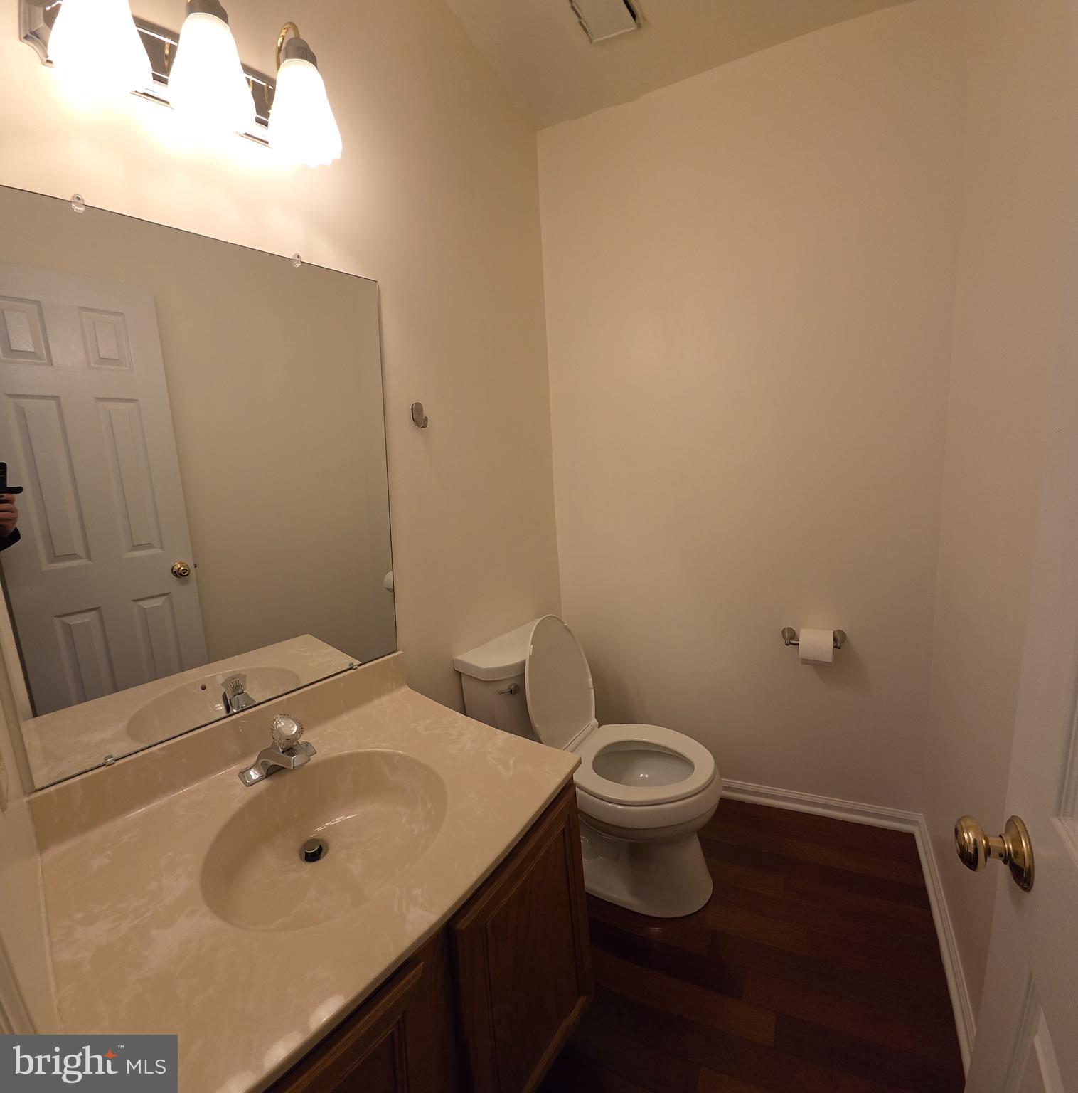 BROOKSTONE - Residential