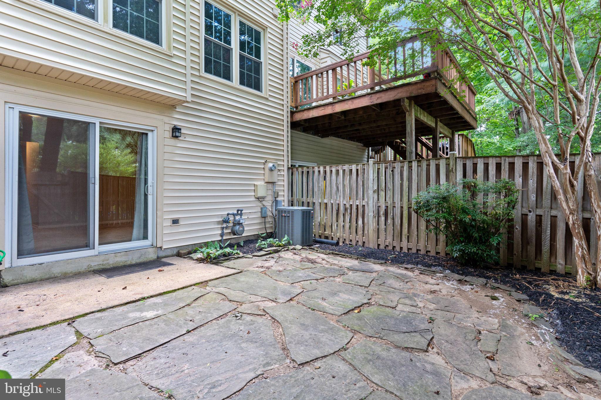 KINGS PARK WEST - Residential Lease