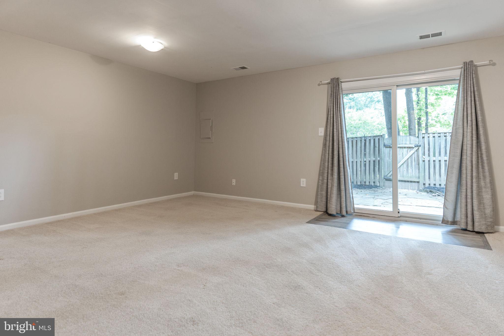 KINGS PARK WEST - Residential Lease