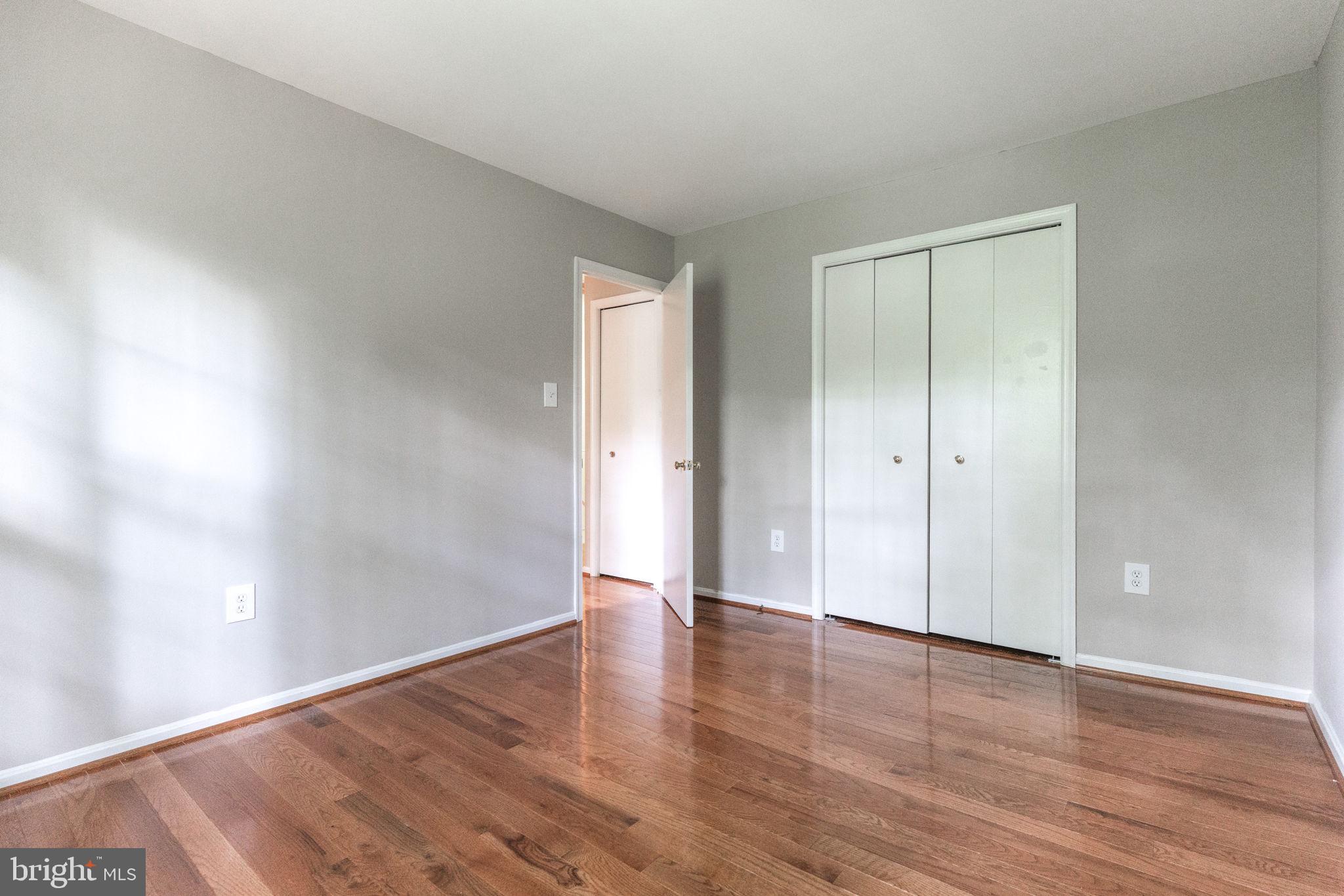 KINGS PARK WEST - Residential Lease