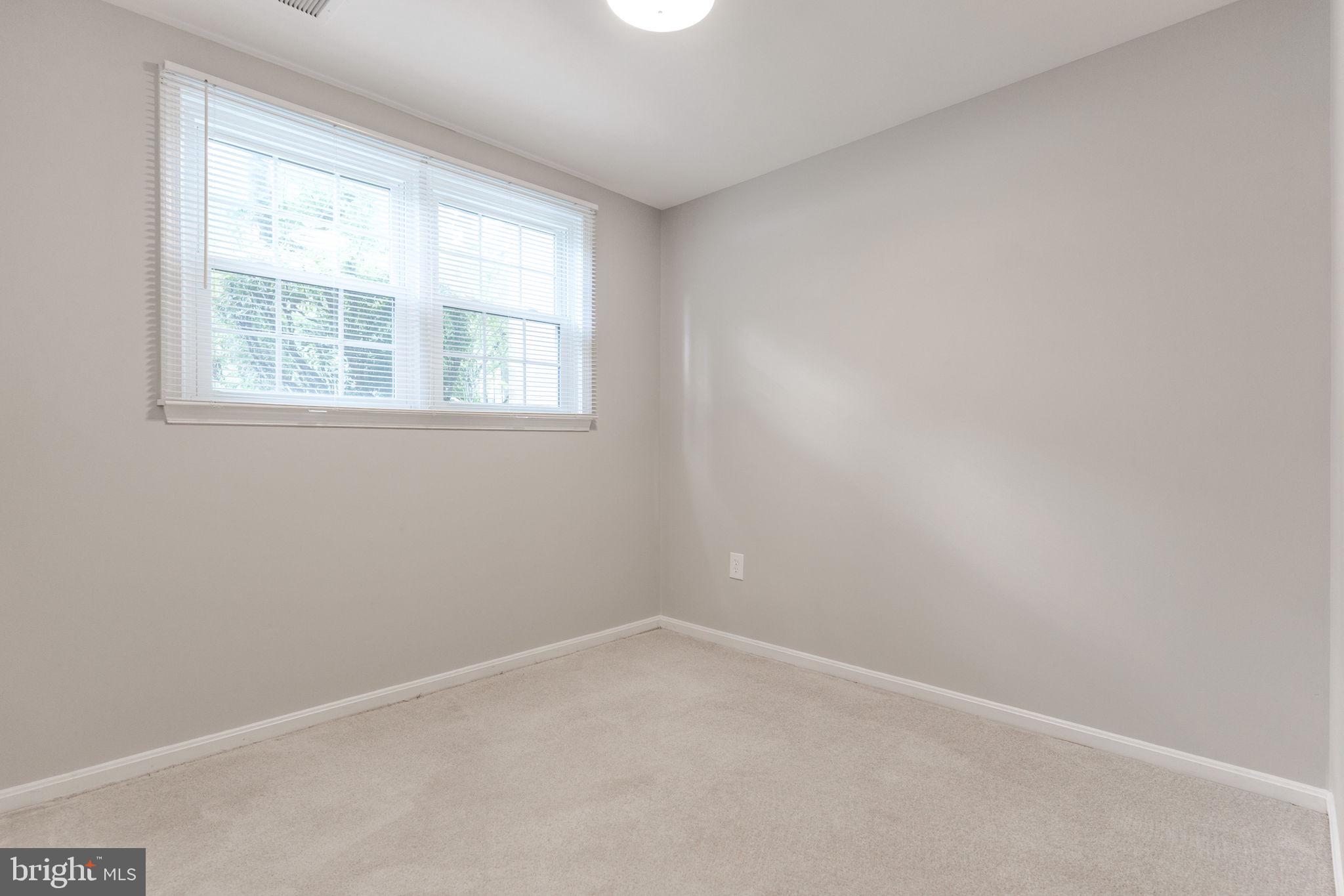 KINGS PARK WEST - Residential Lease