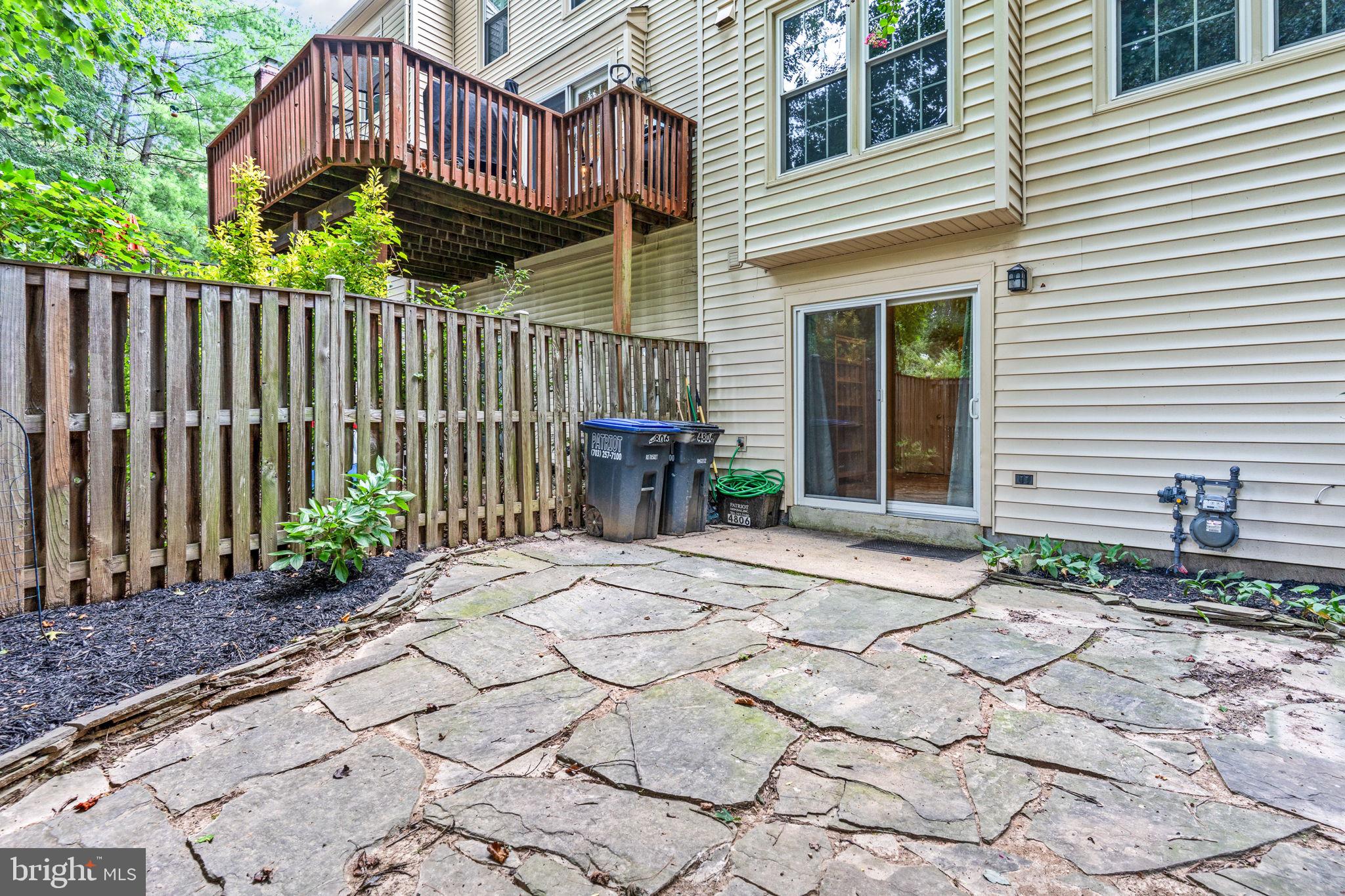 KINGS PARK WEST - Residential Lease