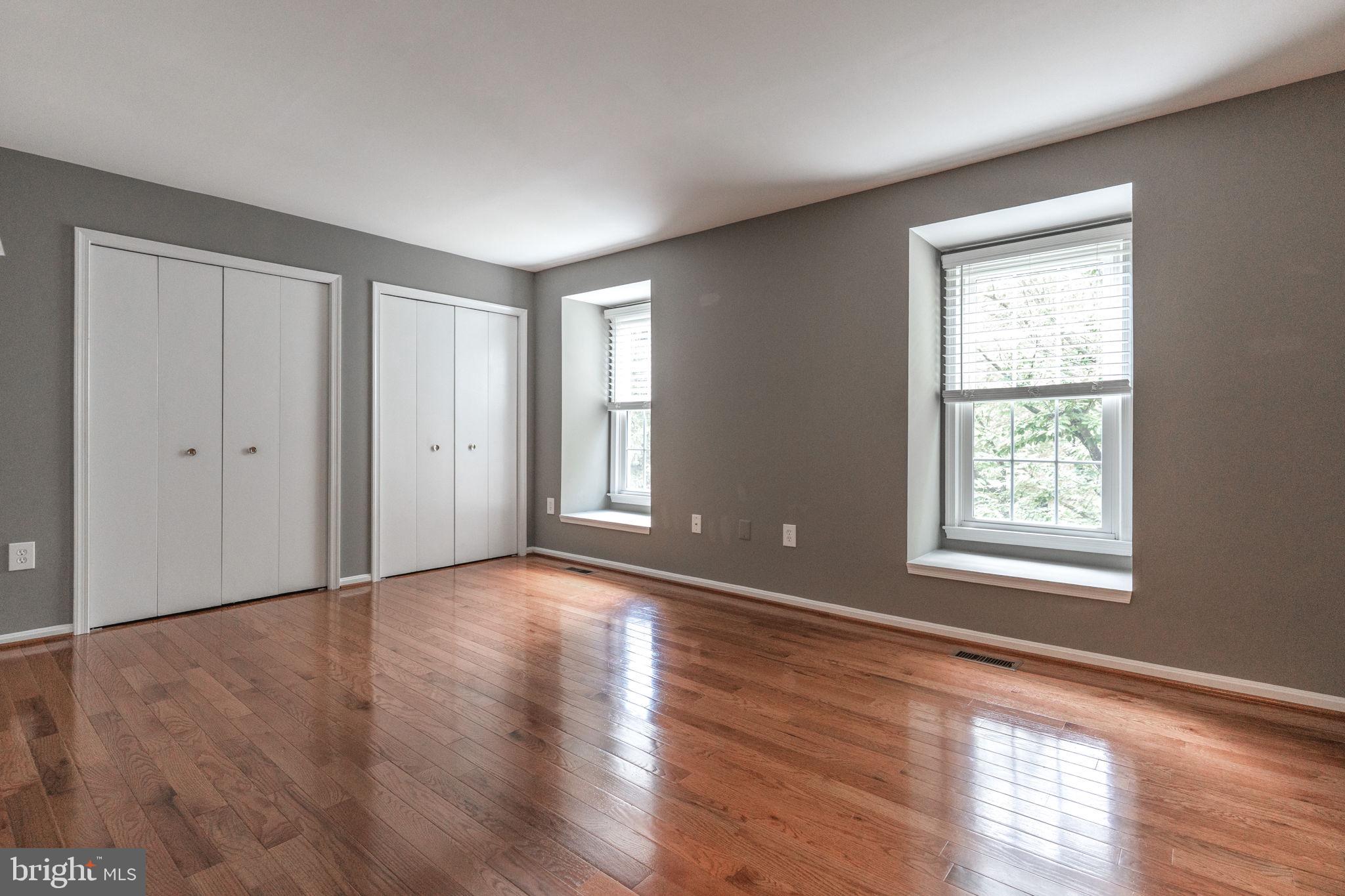 KINGS PARK WEST - Residential Lease