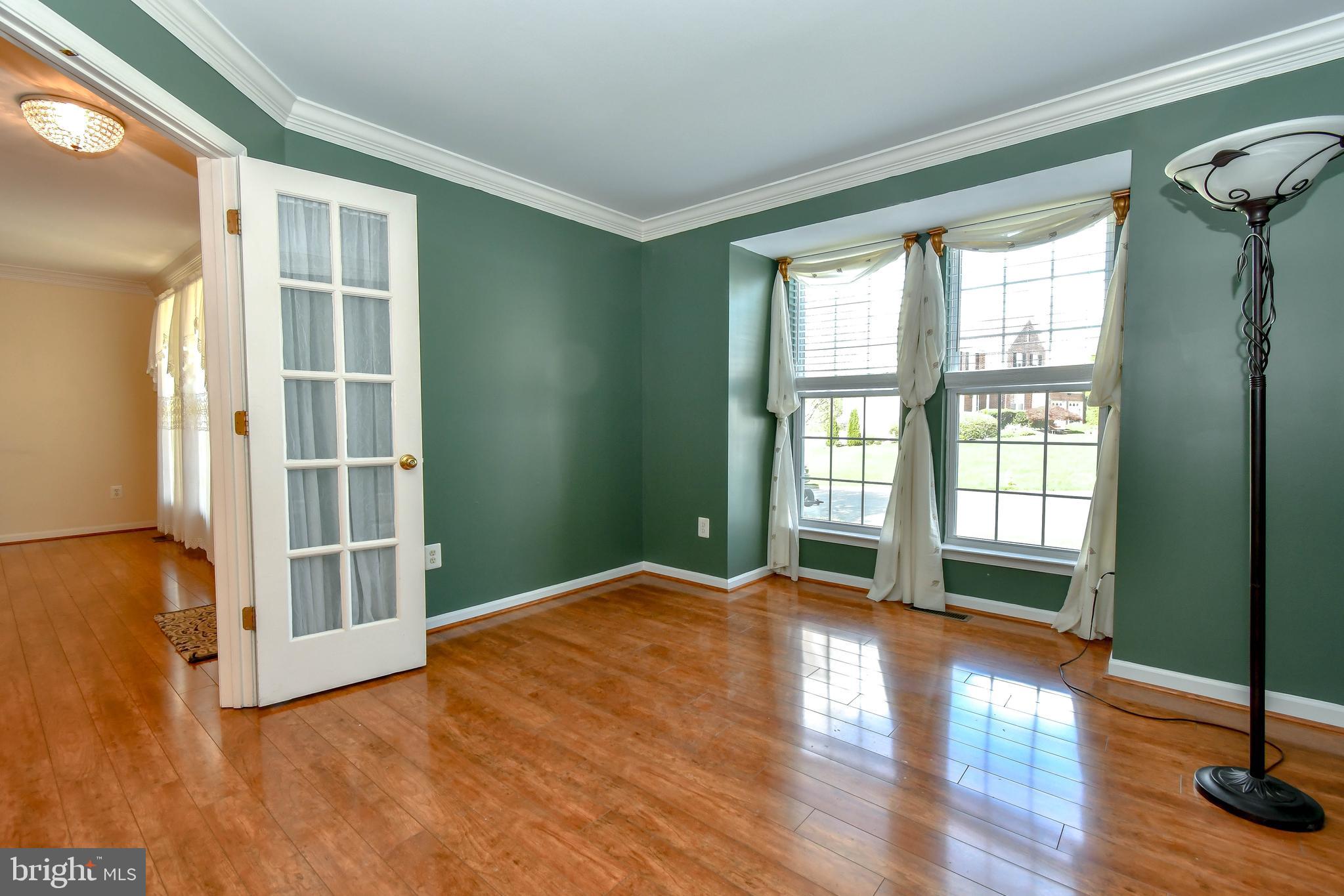 MAYFAIR - Residential