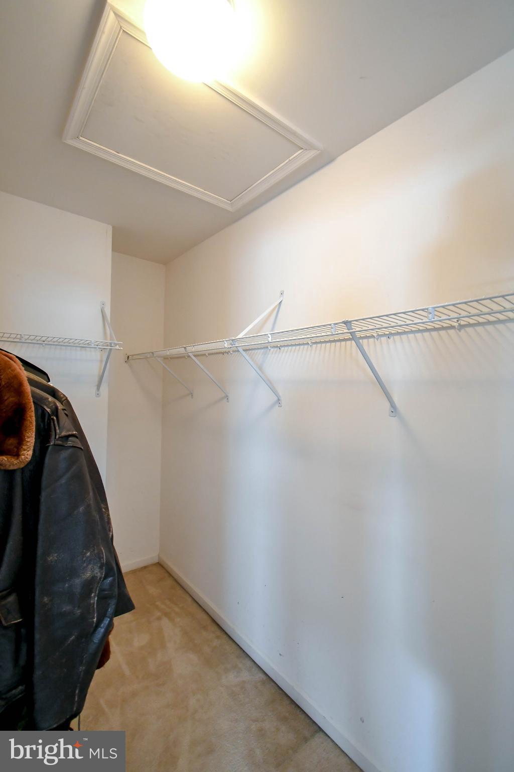 MAYFAIR - Residential