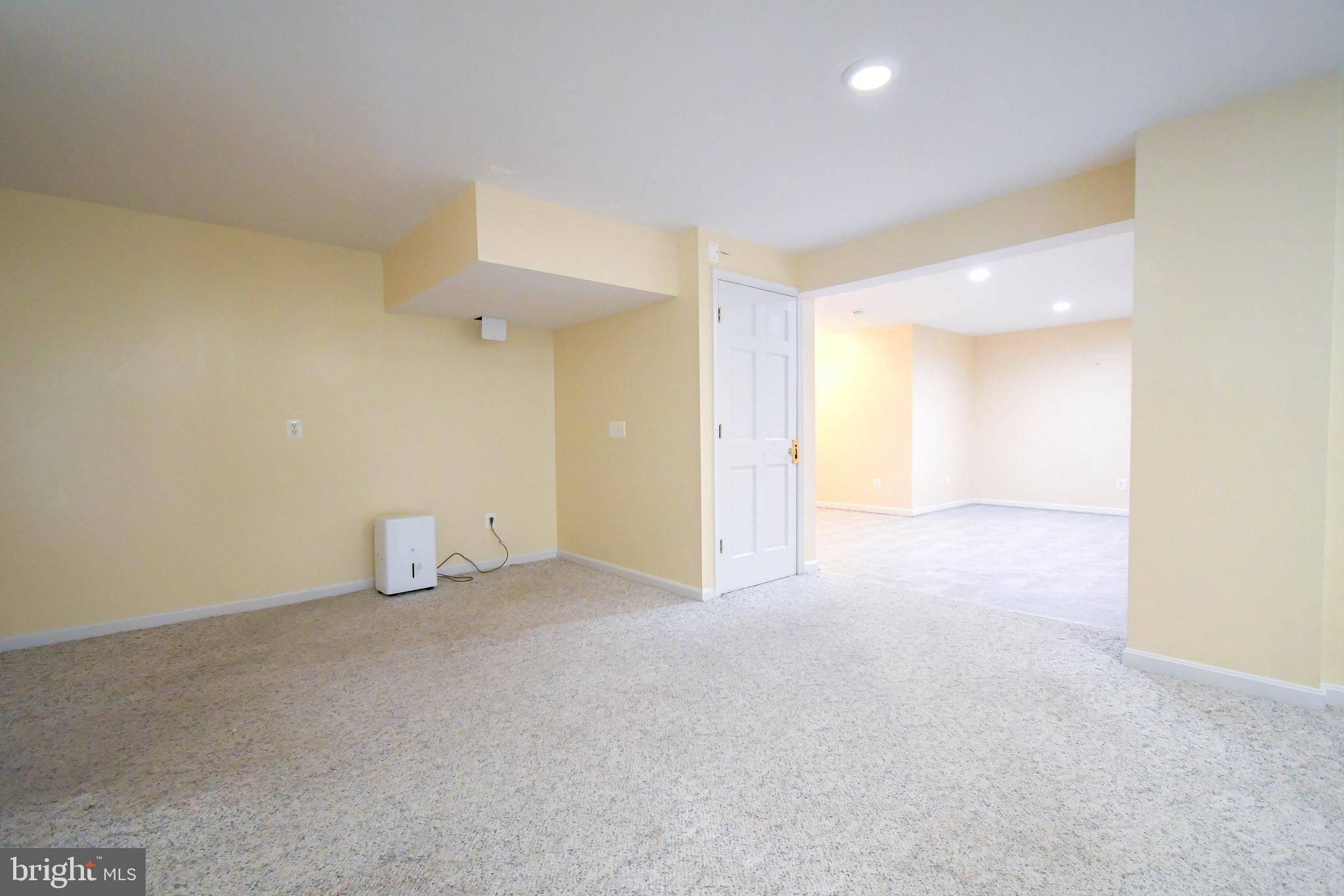 MAYFAIR - Residential