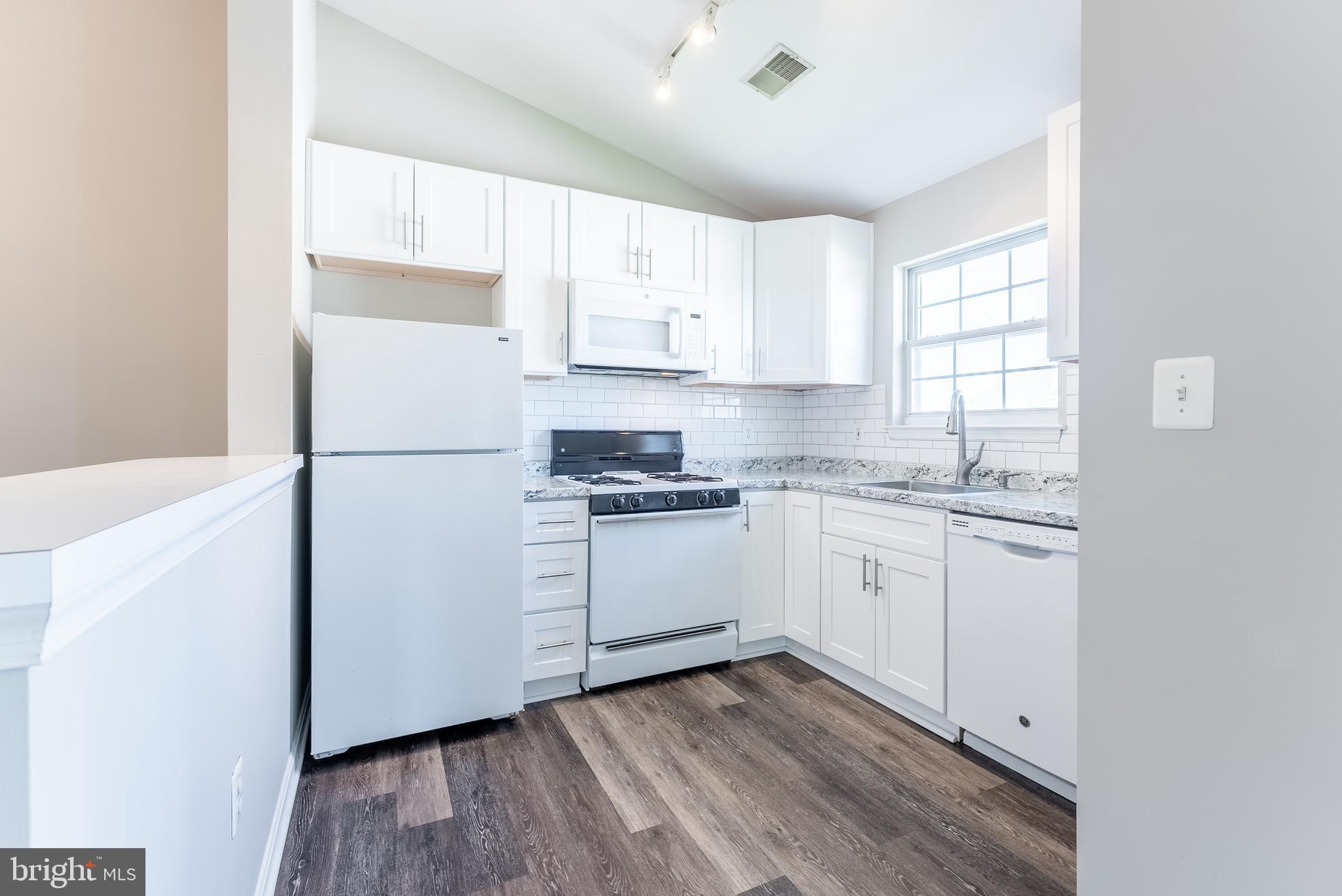 LEESBURG GATEWAY II - Residential