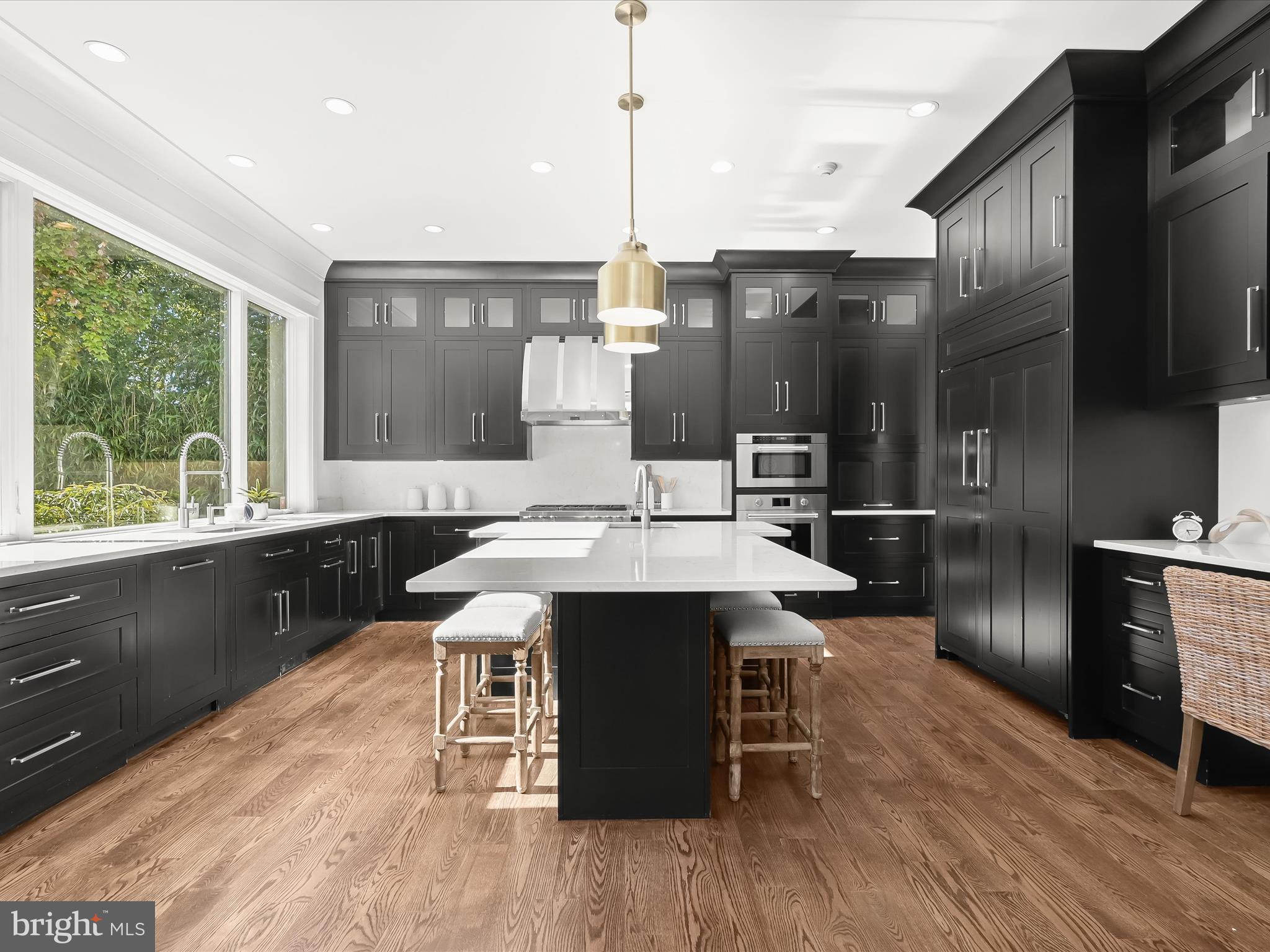 BELLEVUE FOREST - Residential