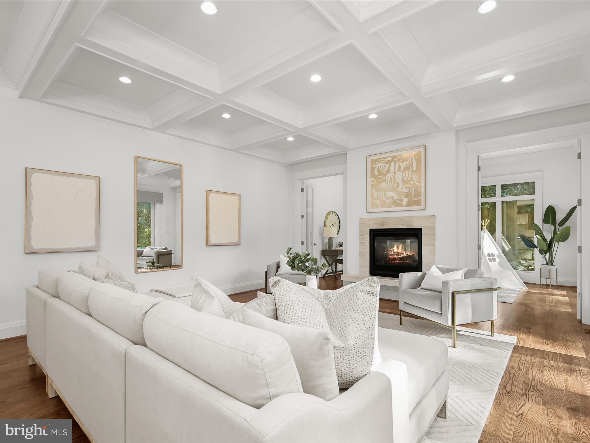 BELLEVUE FOREST - Residential