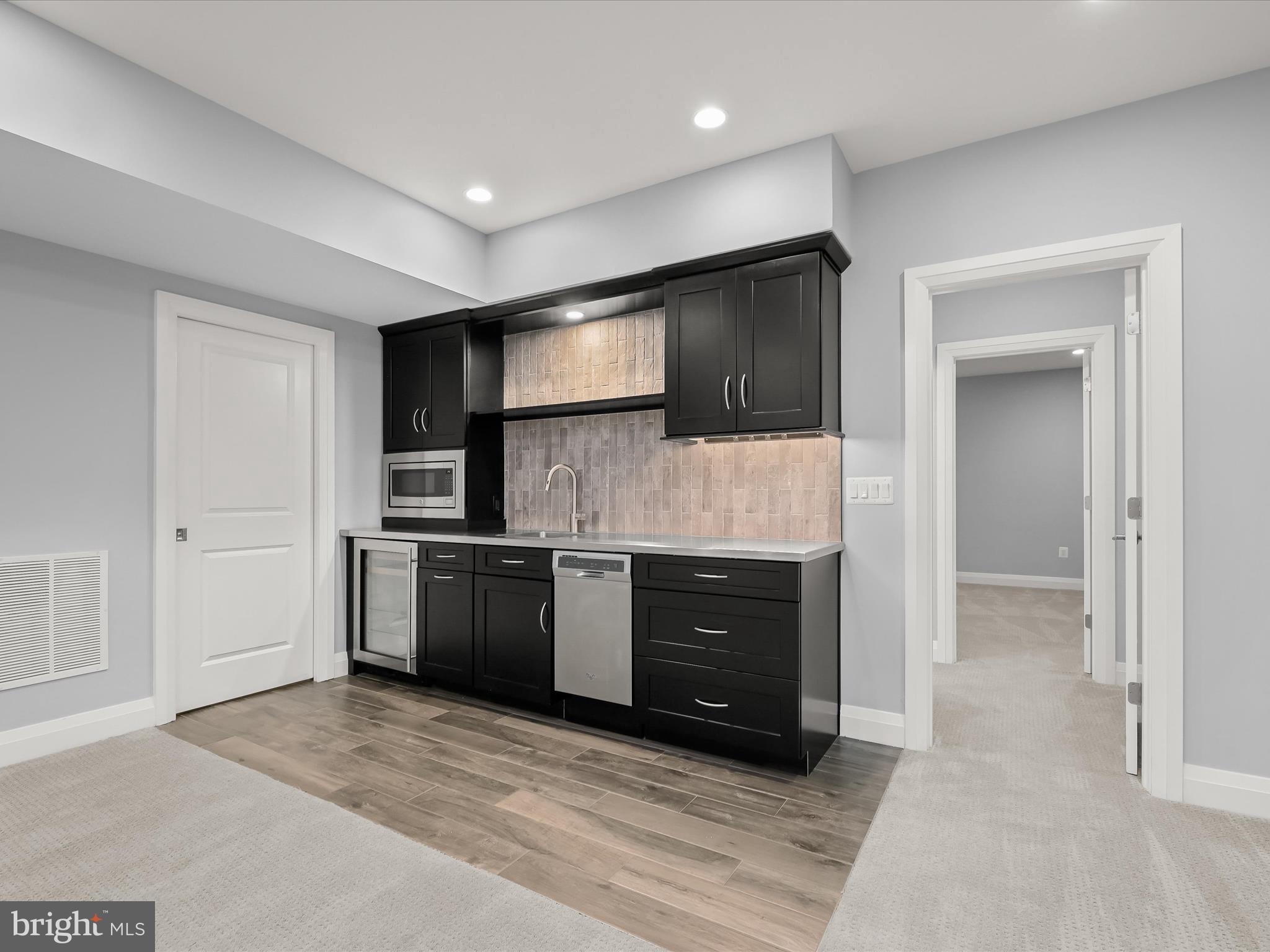 BELLEVUE FOREST - Residential