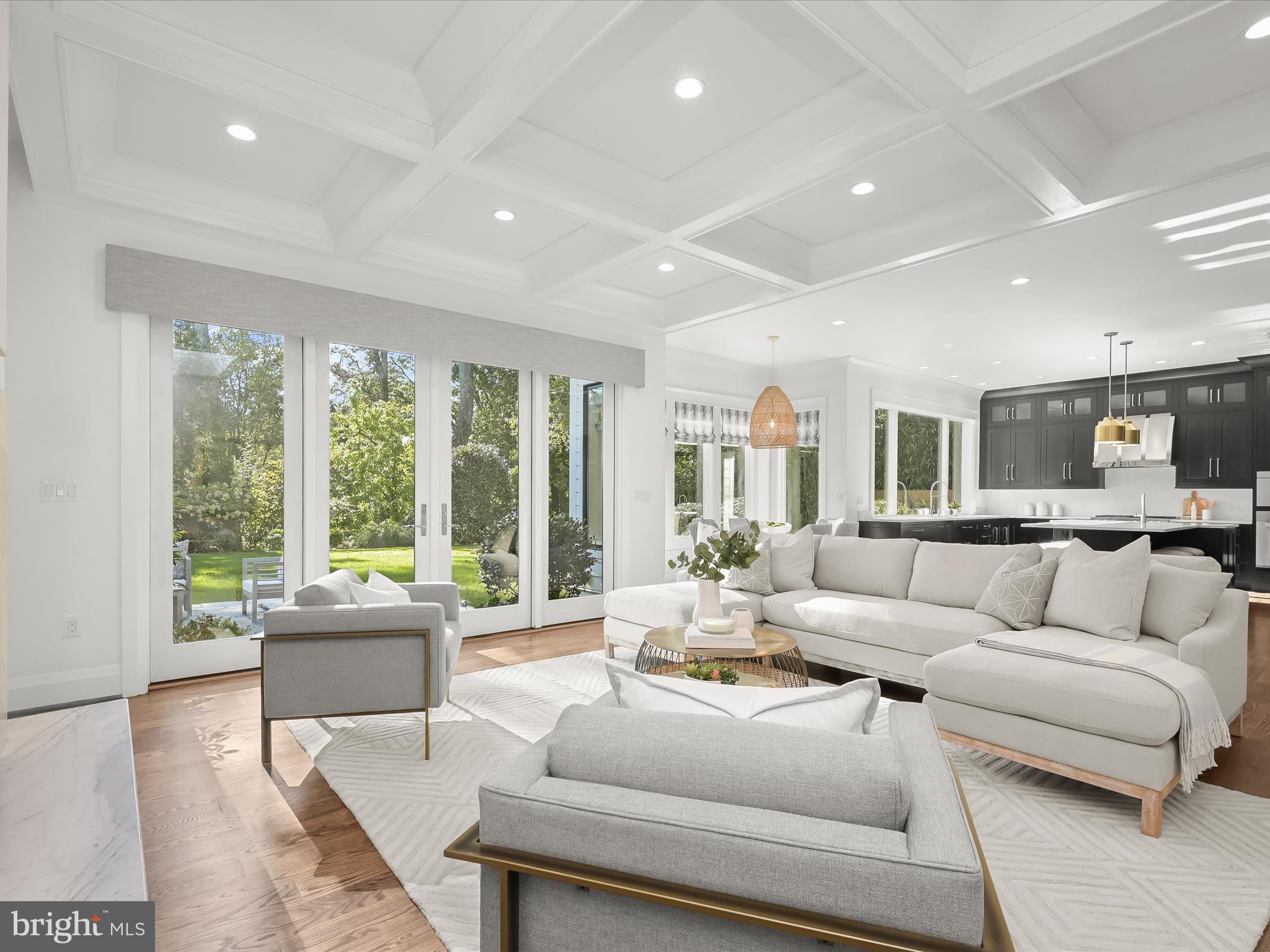 BELLEVUE FOREST - Residential