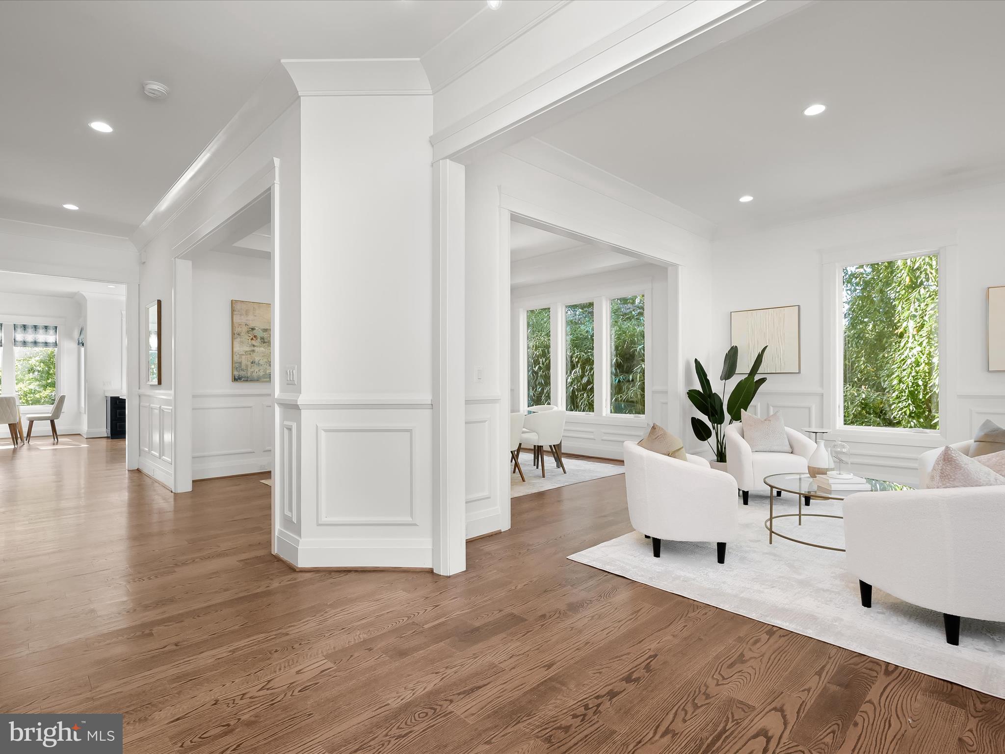 BELLEVUE FOREST - Residential