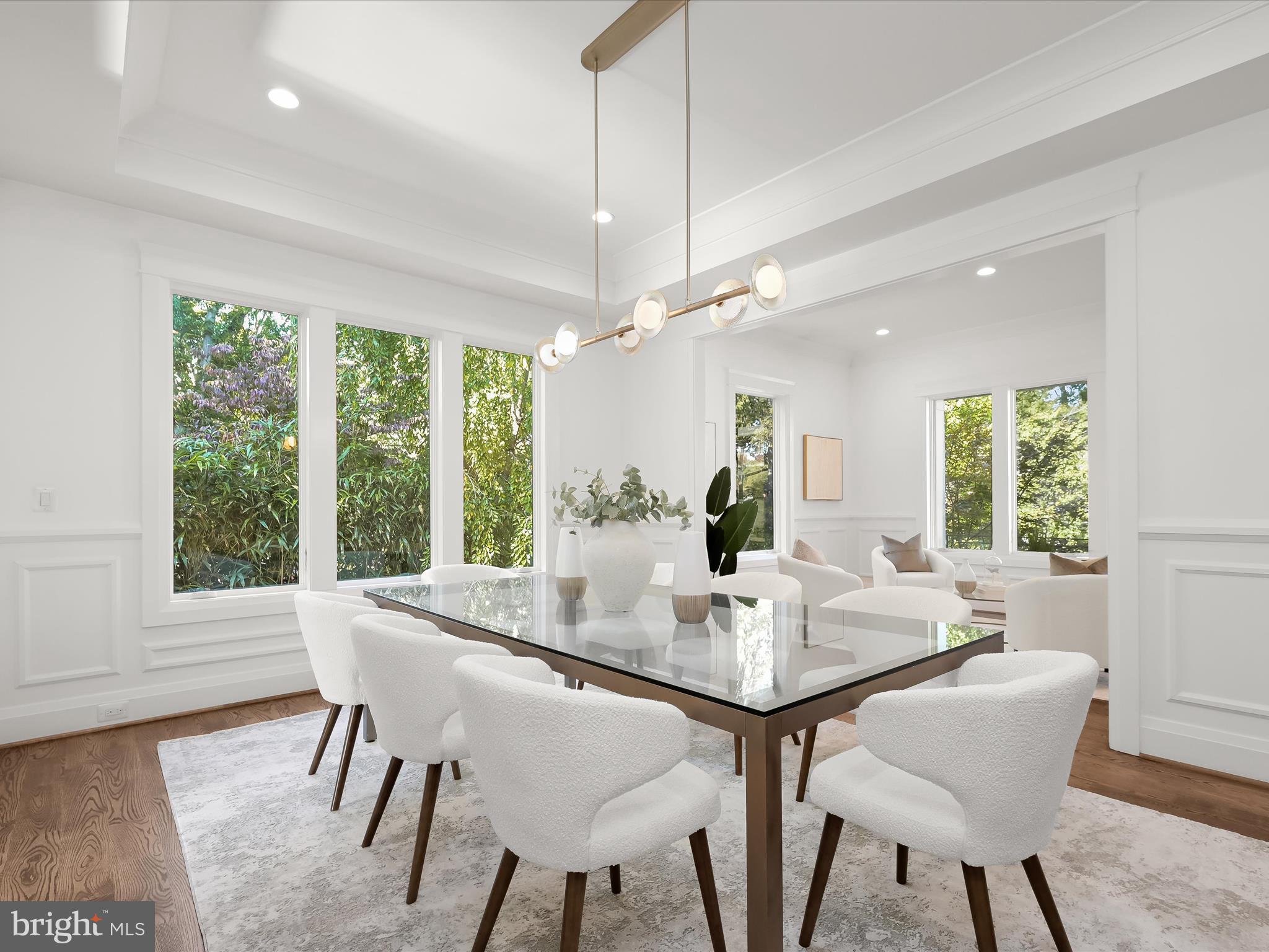 BELLEVUE FOREST - Residential