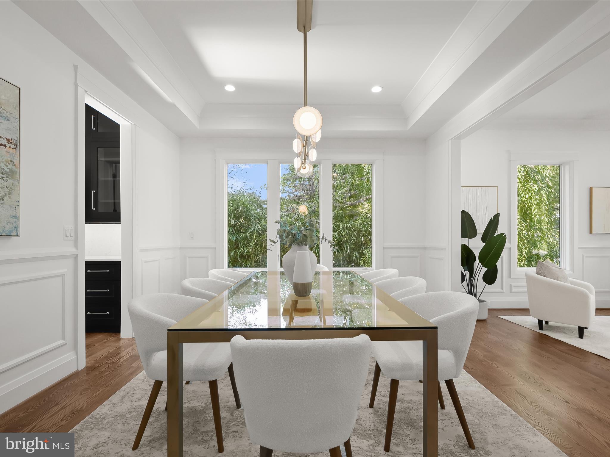 BELLEVUE FOREST - Residential