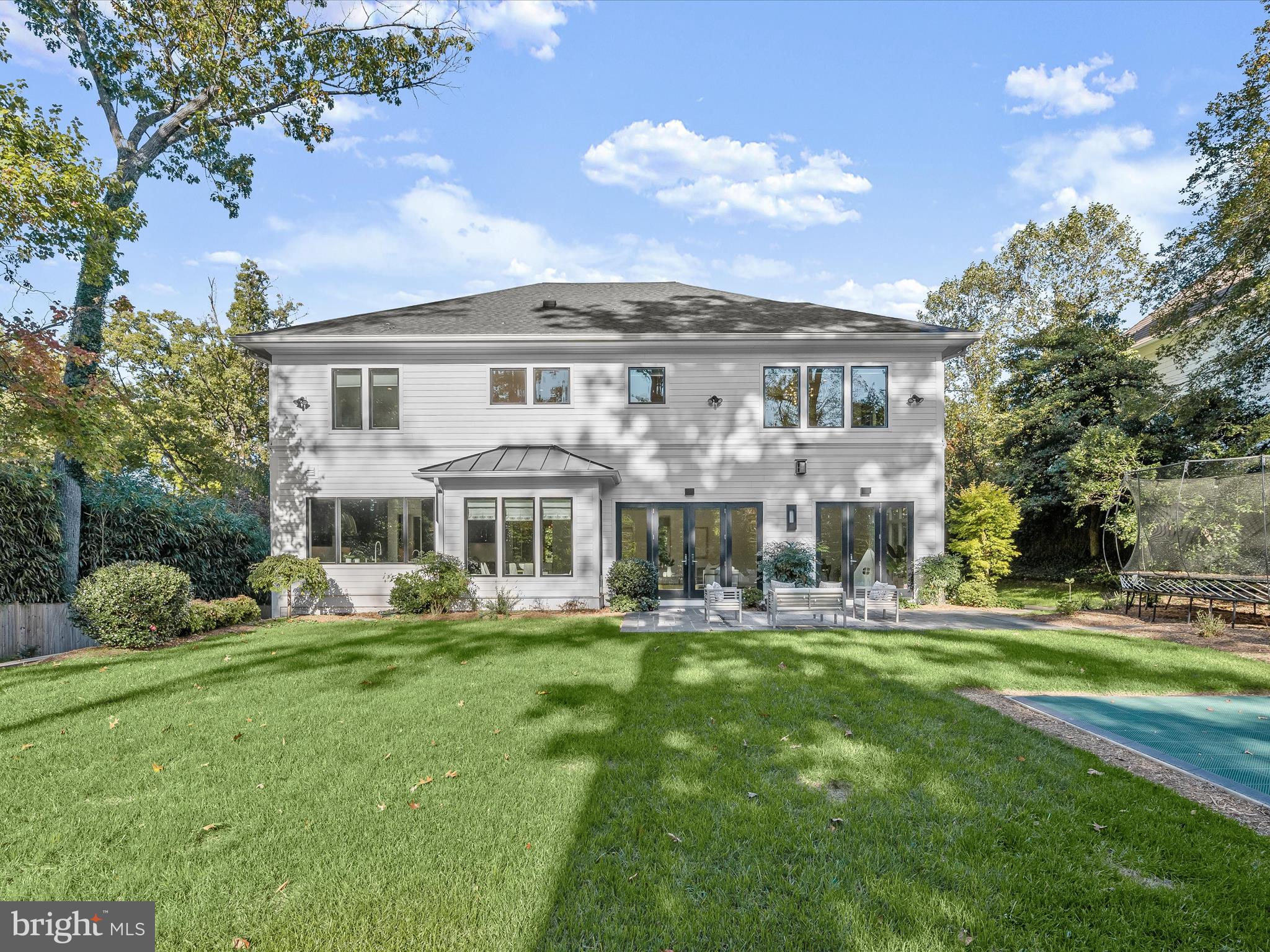 BELLEVUE FOREST - Residential