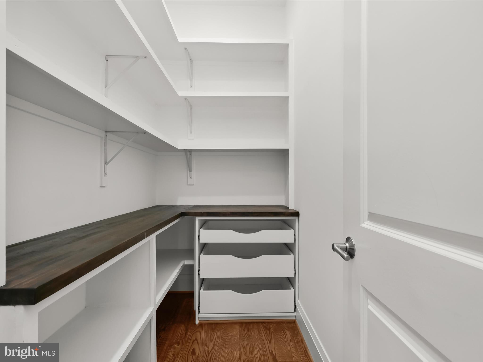 BELLEVUE FOREST - Residential