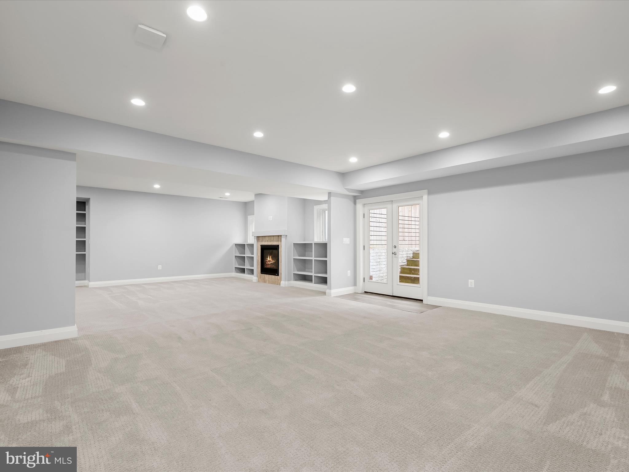 BELLEVUE FOREST - Residential