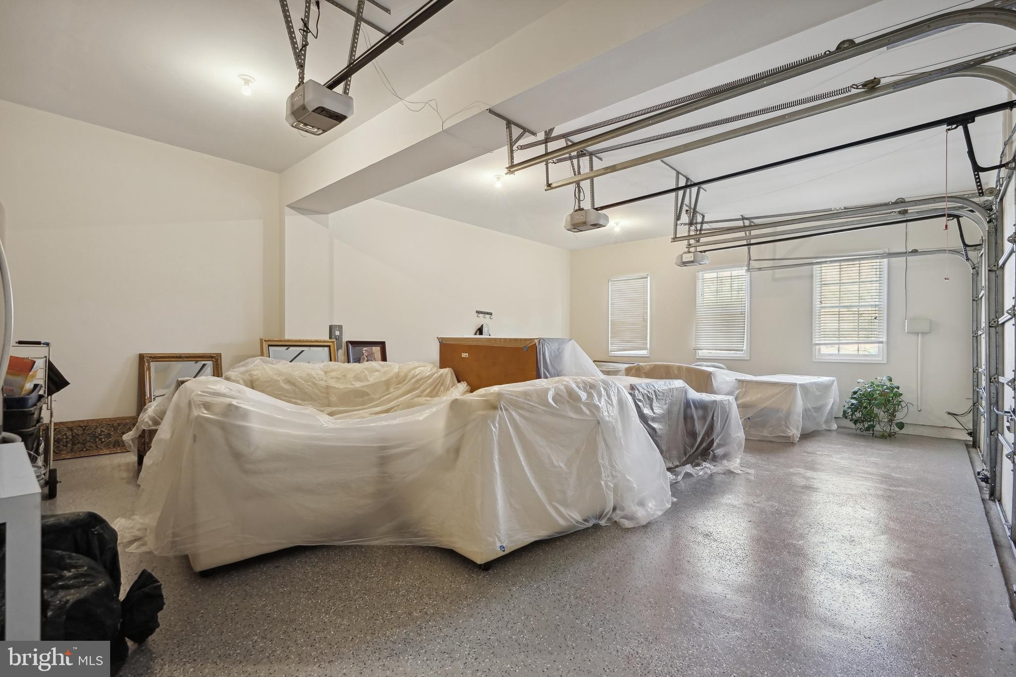 MANORS OF FOX MILL - Residential