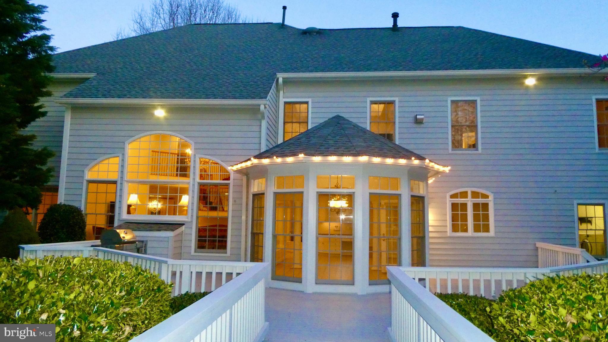 MANORS OF FOX MILL - Residential