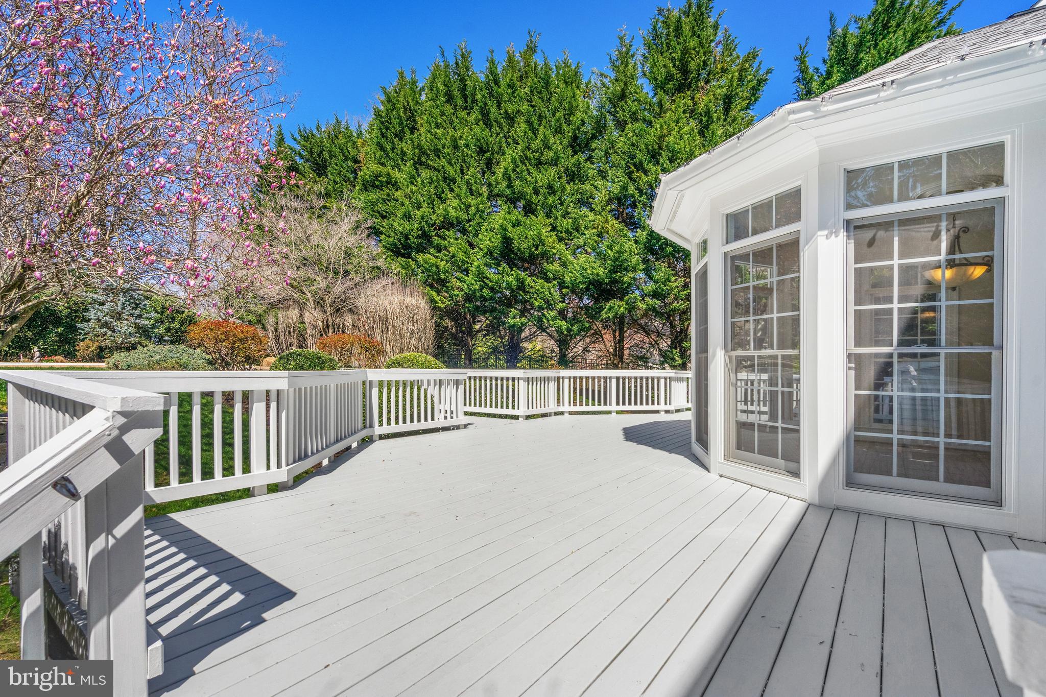 MANORS OF FOX MILL - Residential