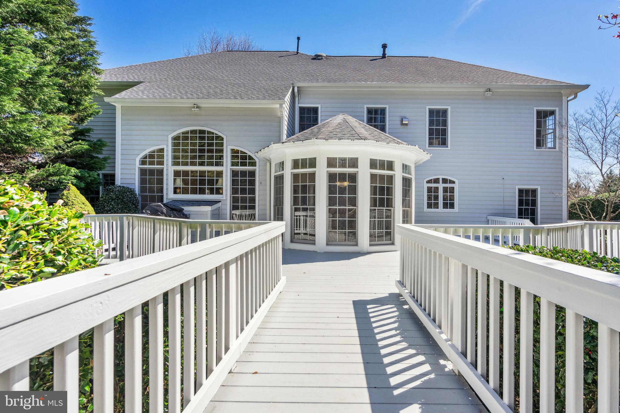 MANORS OF FOX MILL - Residential