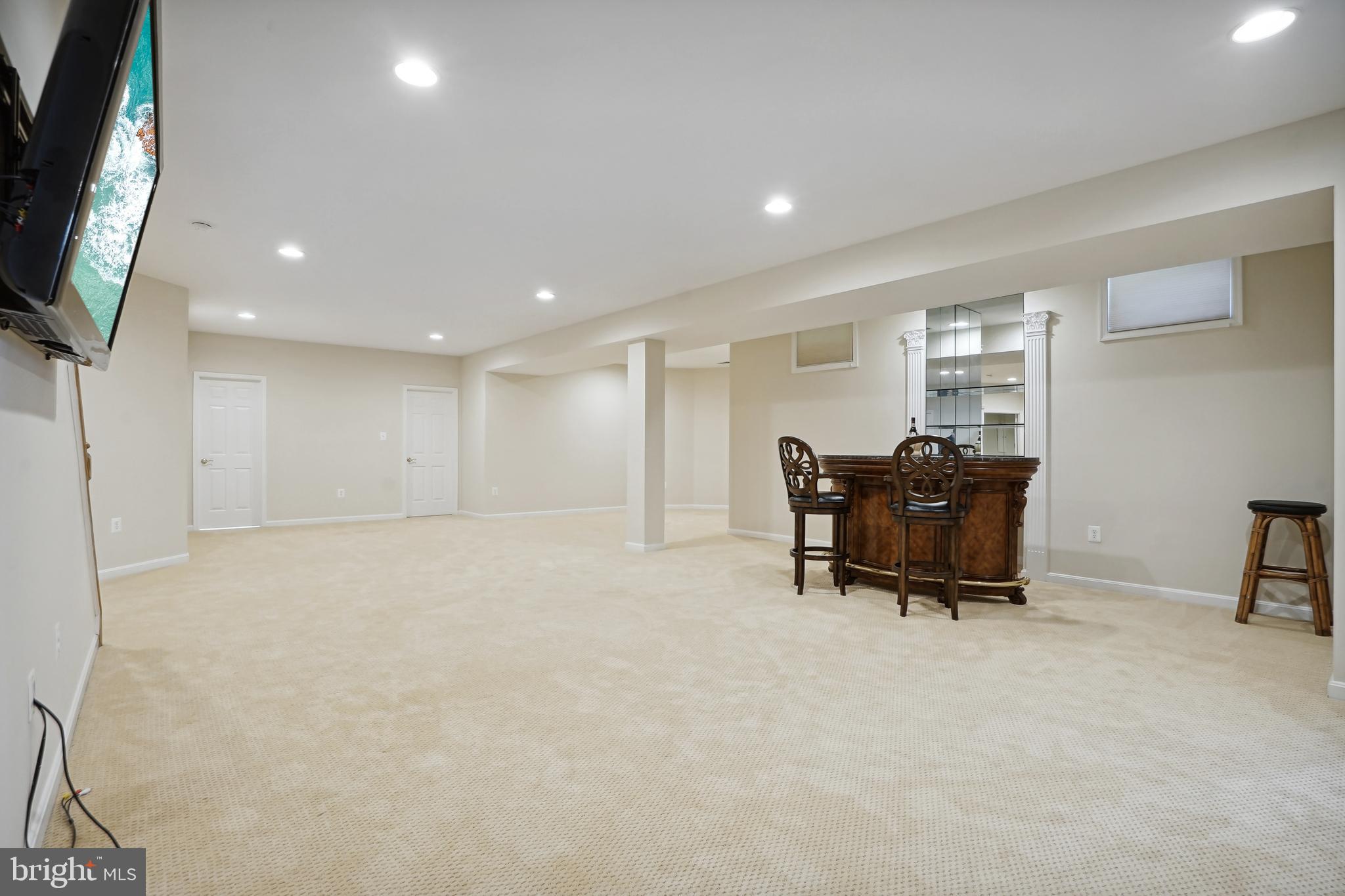 MANORS OF FOX MILL - Residential