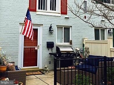 PARKSIDE AT ALEXANDRIA - Residential