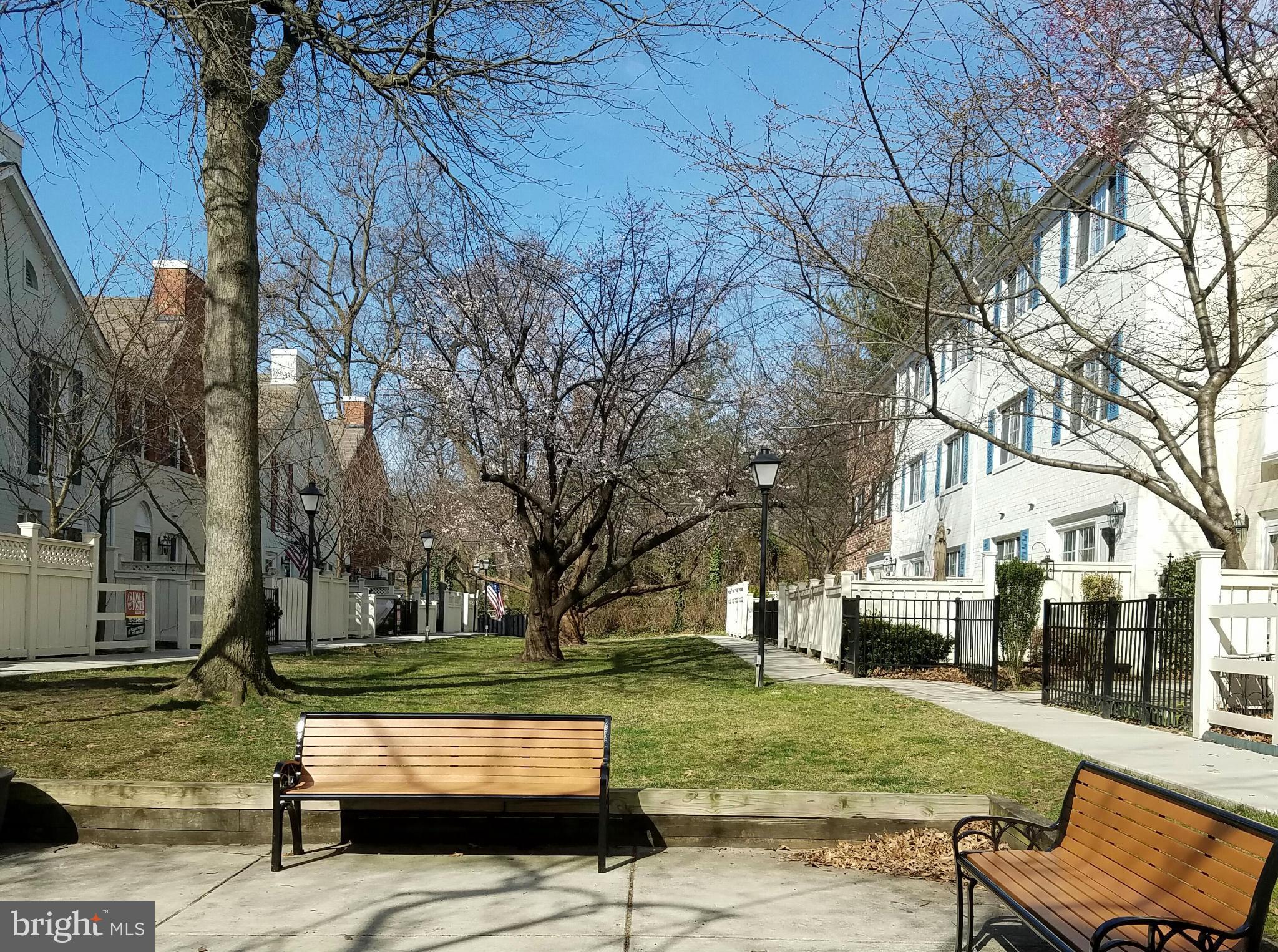 PARKSIDE AT ALEXANDRIA - Residential