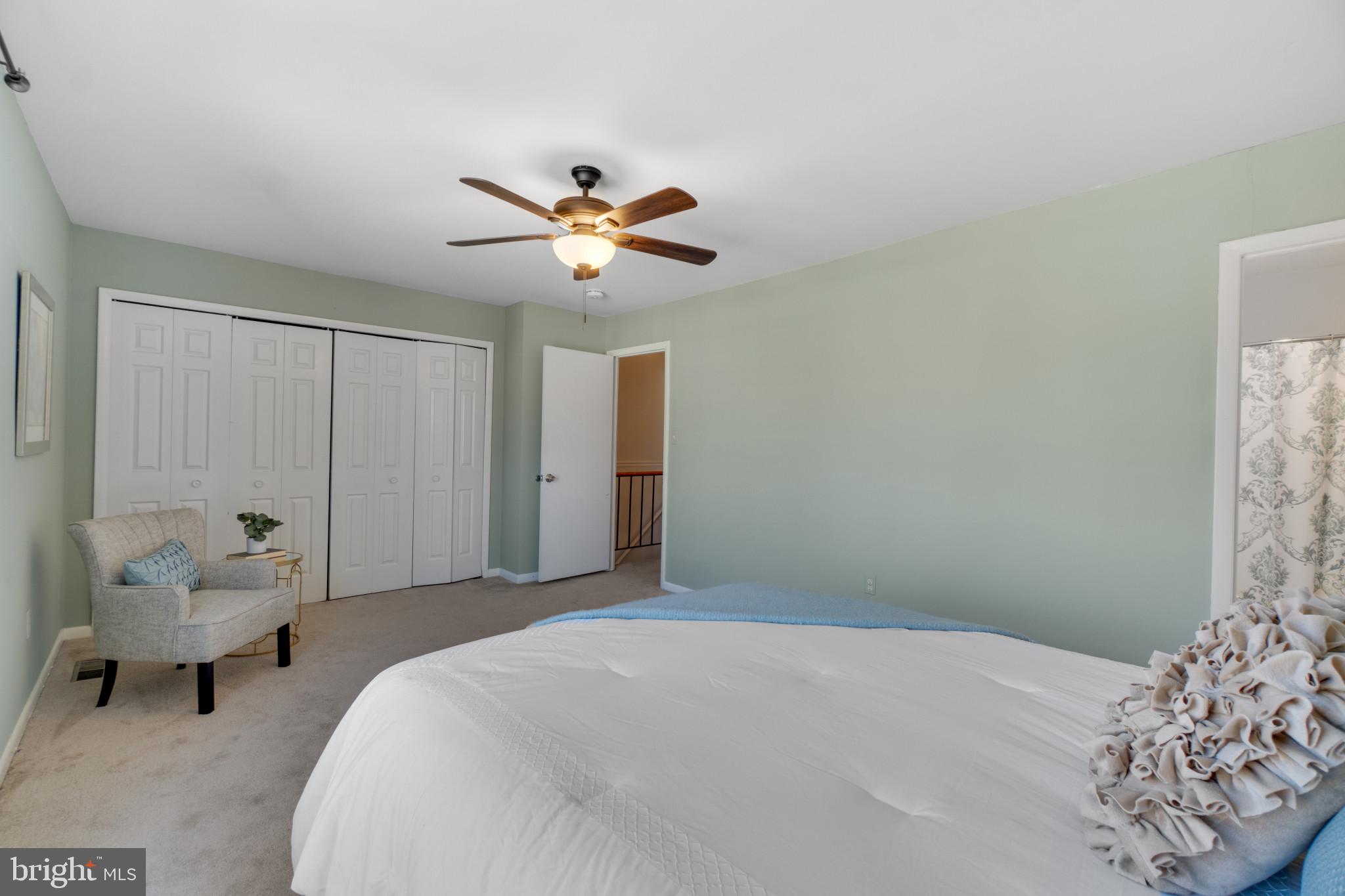 BAY HILLS - COLONIAL RIDGE - Residential