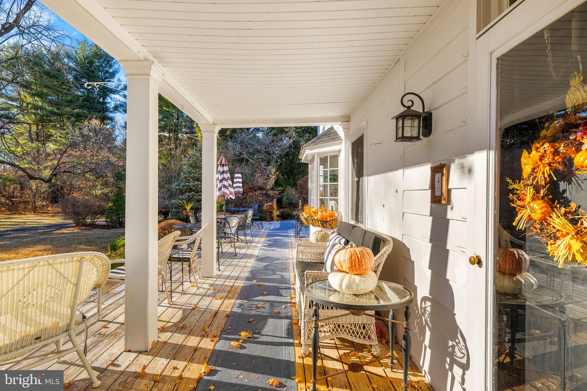 1324 RIVER ROAD