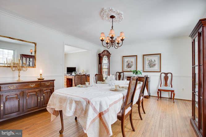 WOLF TRAP WOODS - Residential