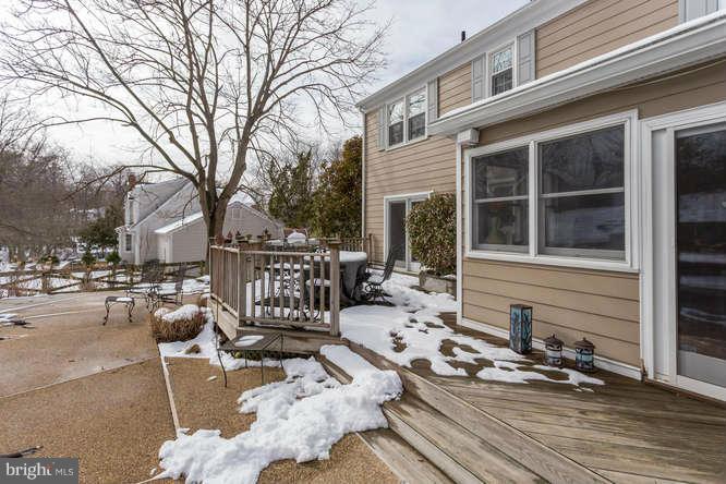 WOLF TRAP WOODS - Residential