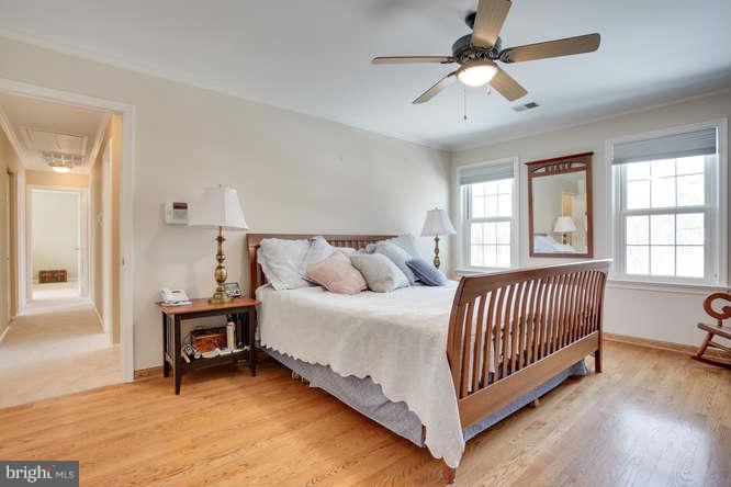 WOLF TRAP WOODS - Residential