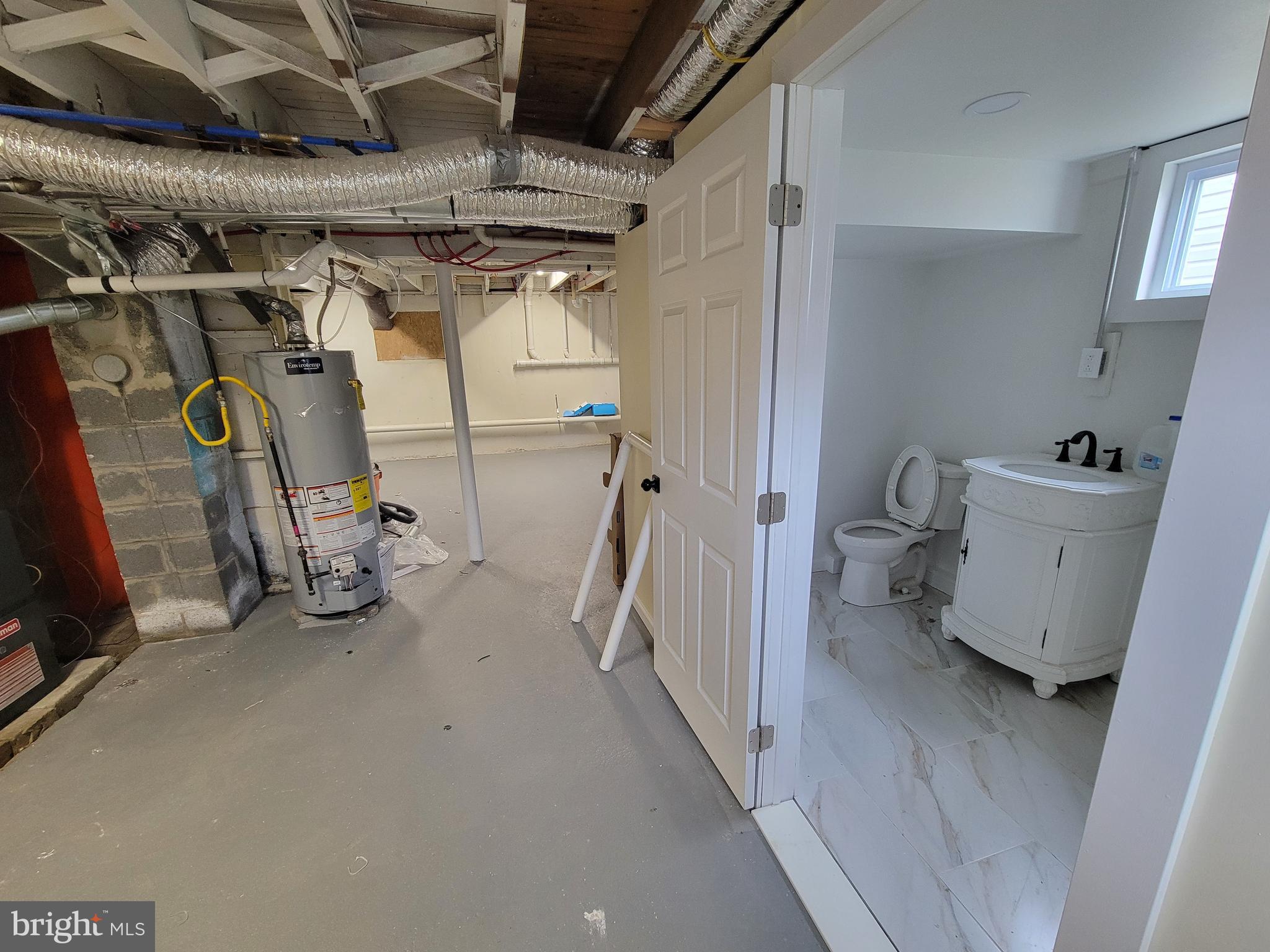 LANSDOWNE - Residential