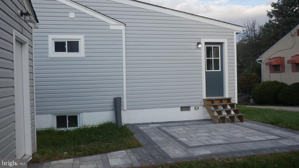 LANSDOWNE - Residential