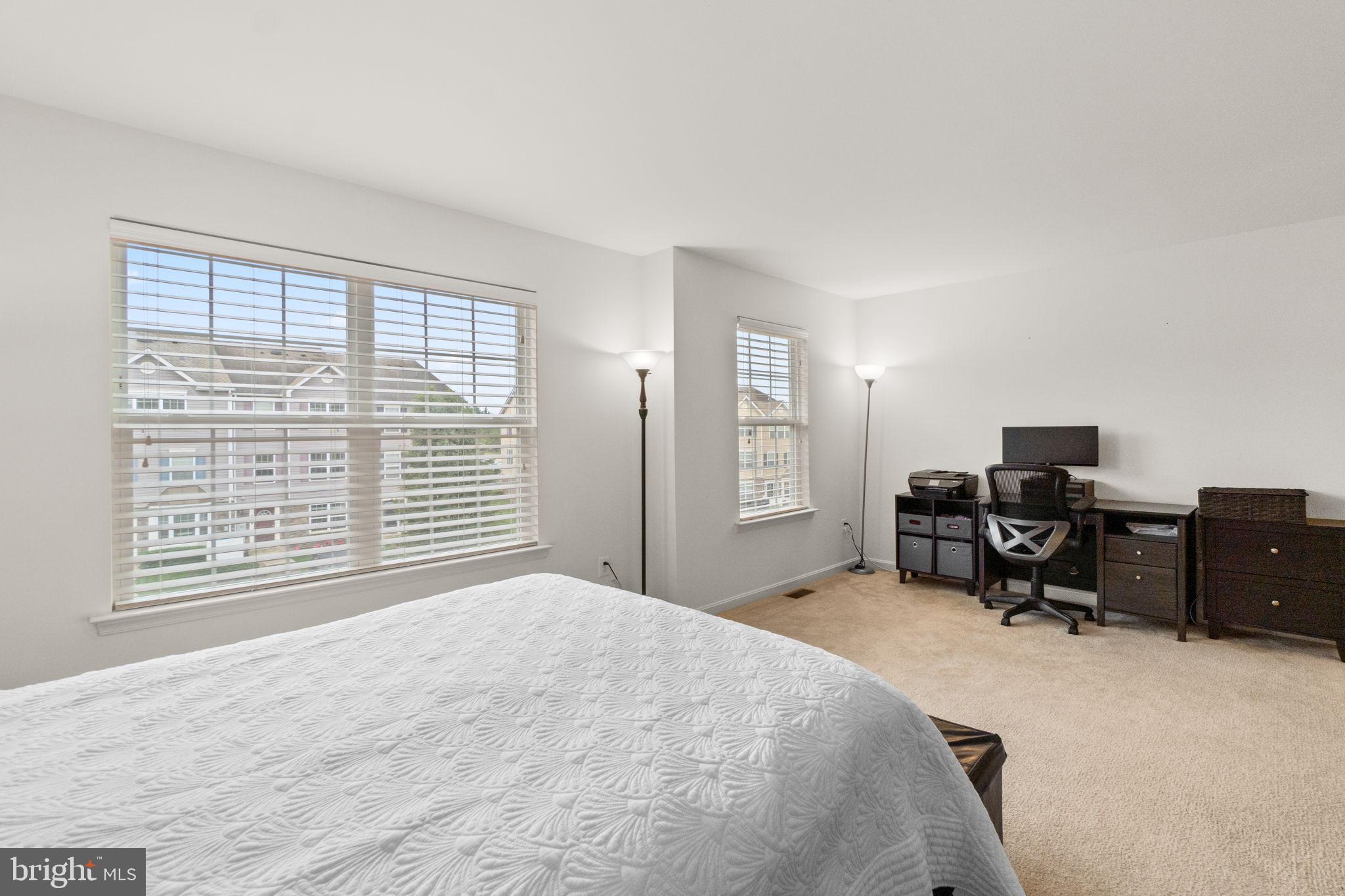 RESERVOIR RIDGE - Residential