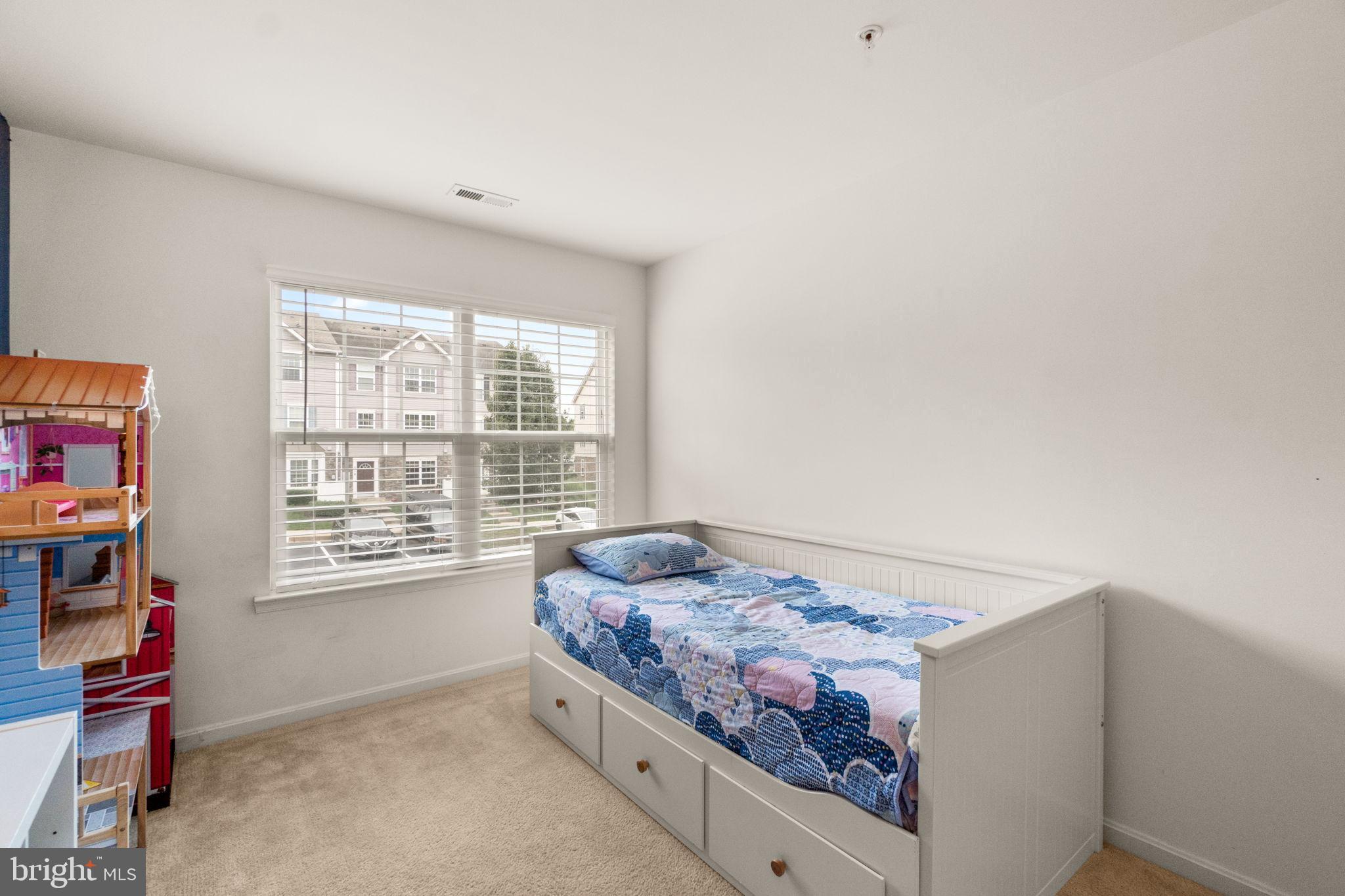 RESERVOIR RIDGE - Residential