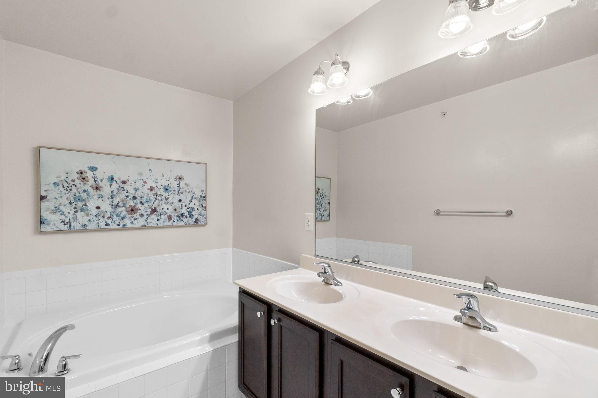 RESERVOIR RIDGE - Residential