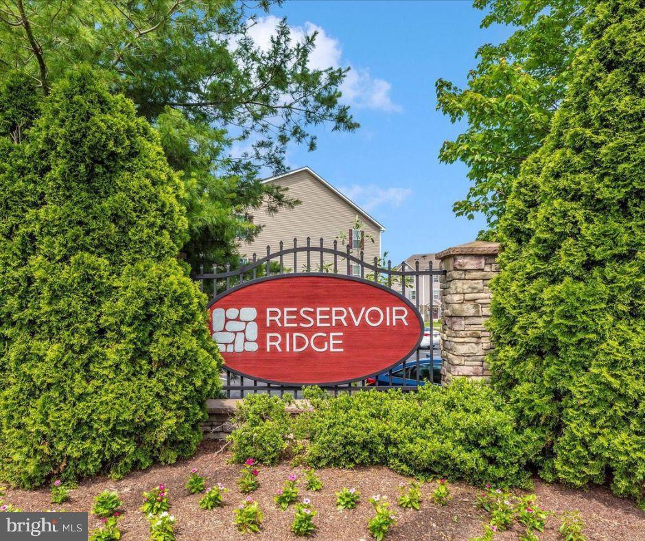 RESERVOIR RIDGE - Residential