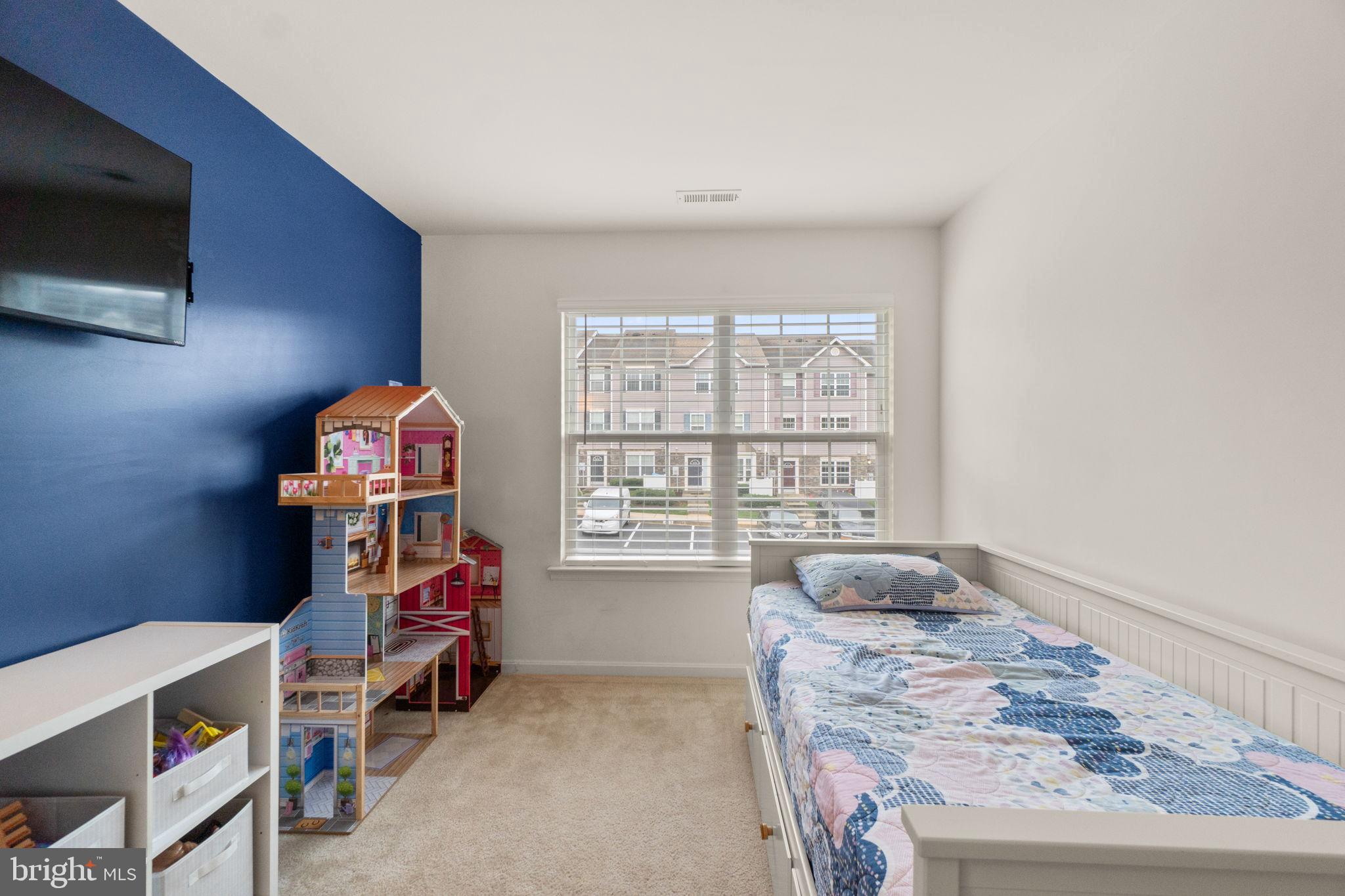 RESERVOIR RIDGE - Residential