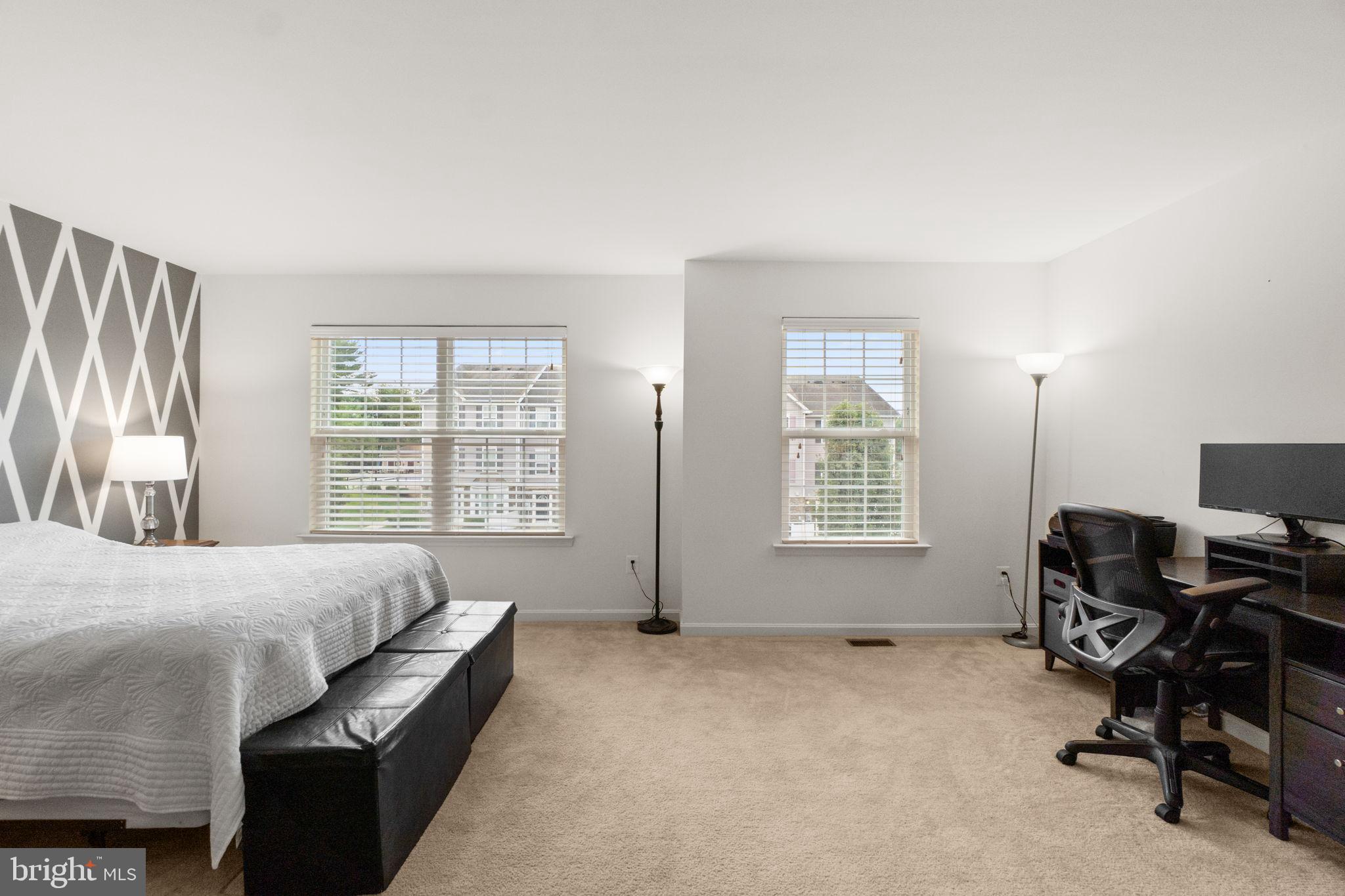 RESERVOIR RIDGE - Residential