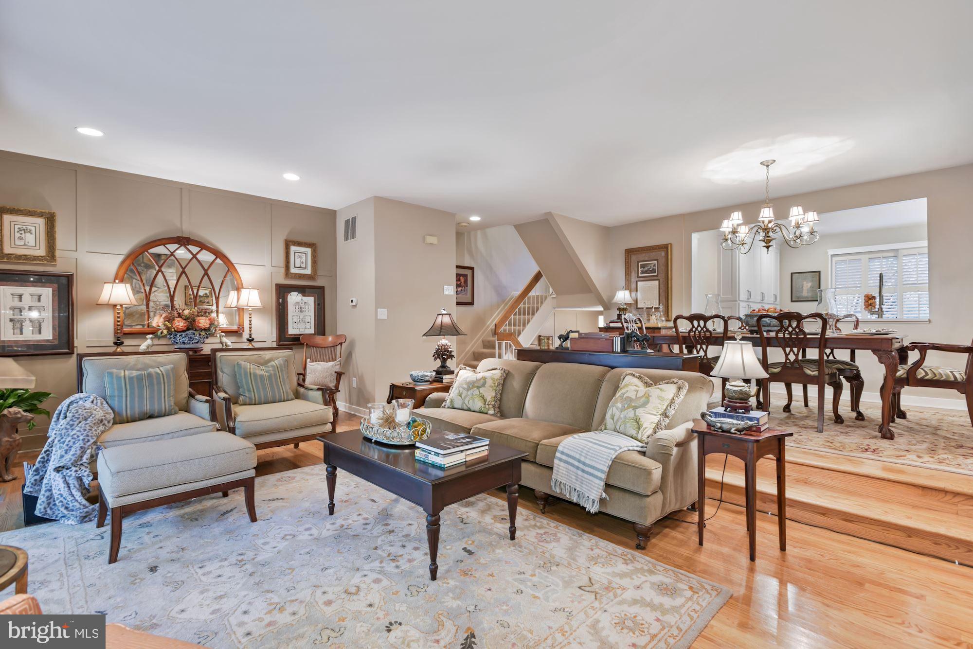 RESTON - Residential